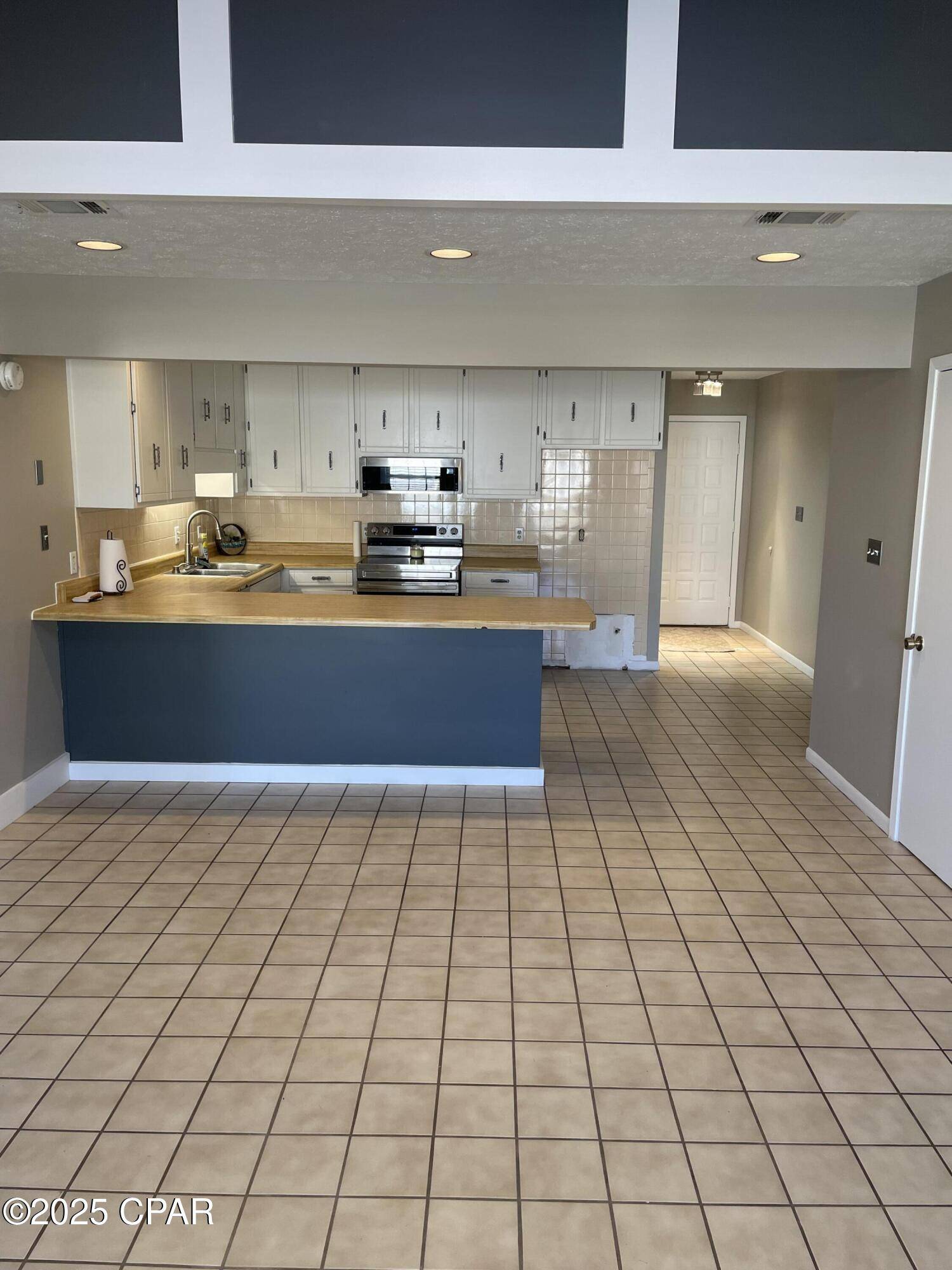 Panama City, FL 32408,144 Sandollar DR