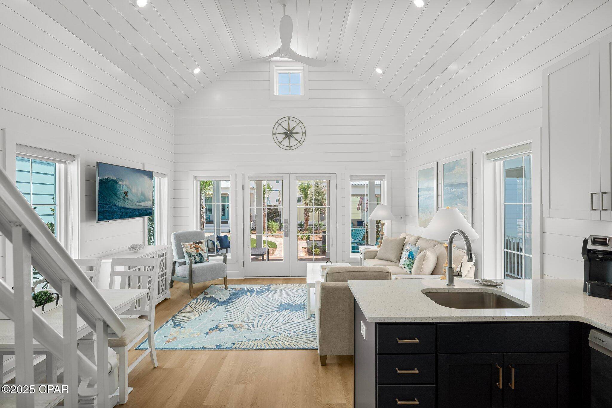 Panama City Beach, FL 32413,140 Paradise Found CIR #5