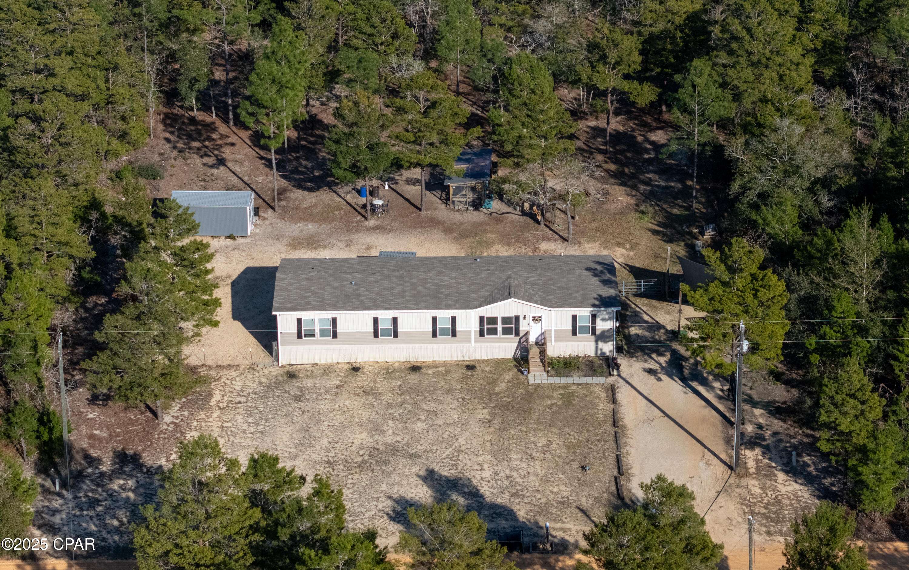 Defuniak Springs, FL 32433,484 Hamlet DR