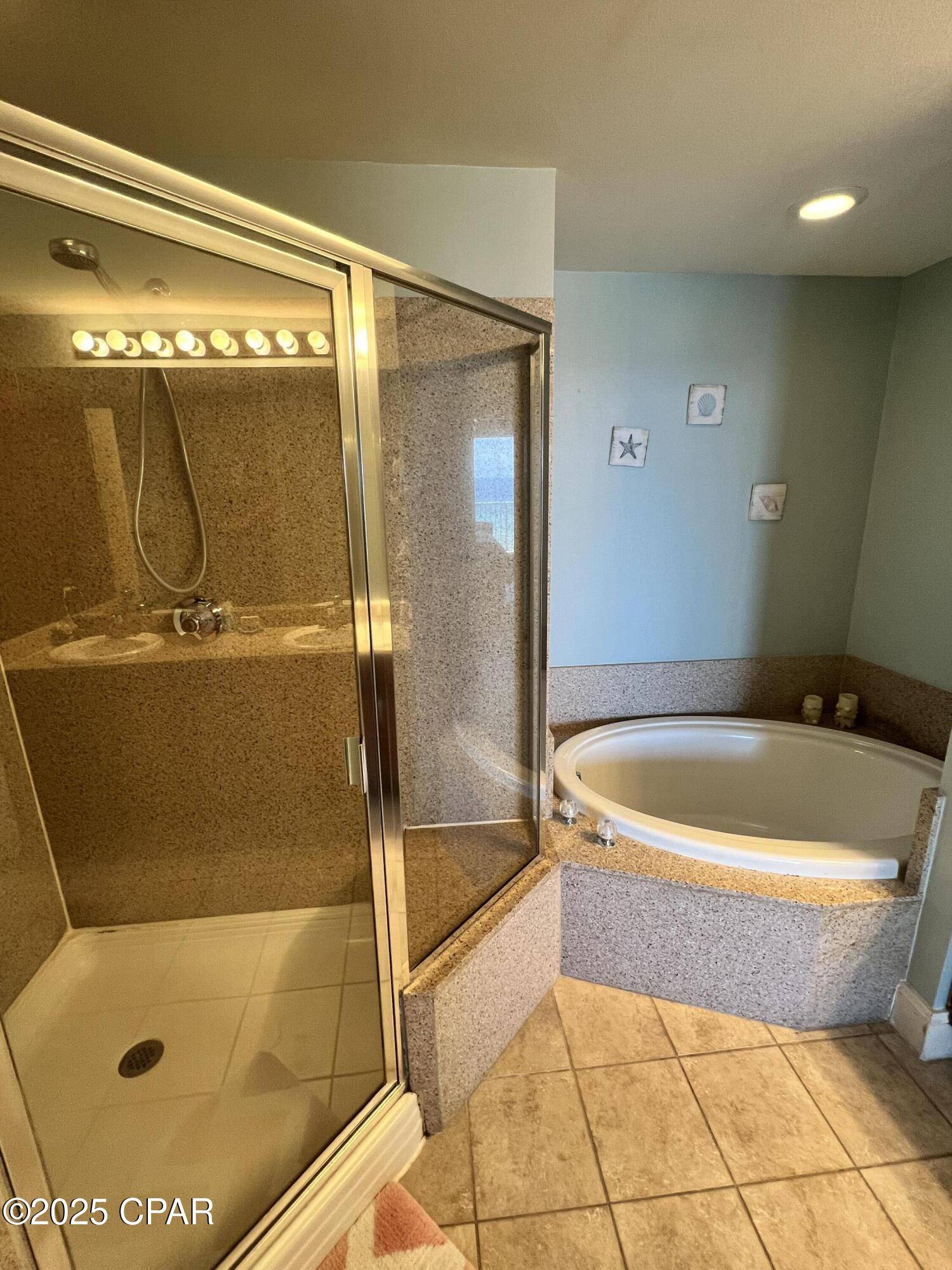 Panama City, FL 32408,9860 S Thomas DR #1026