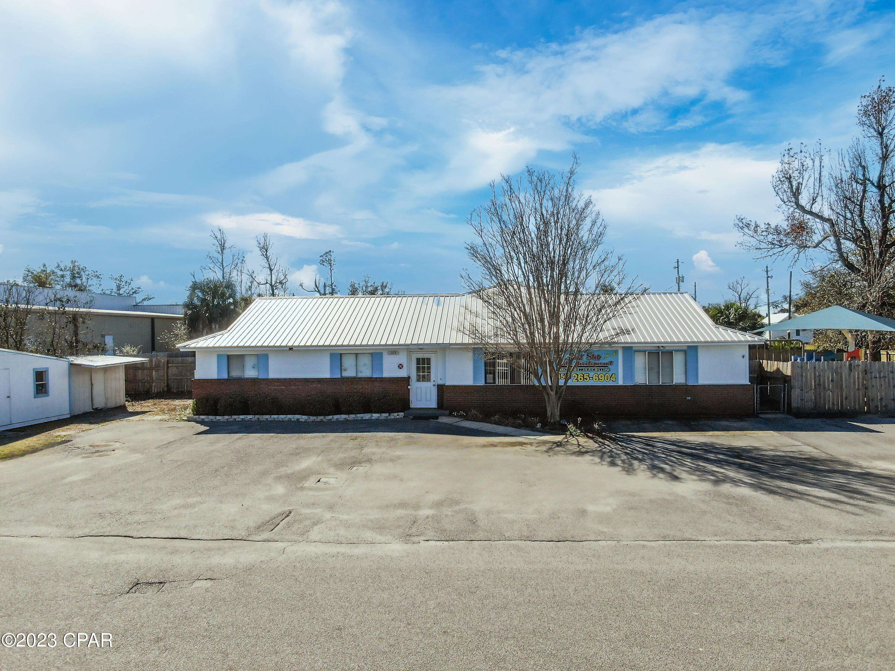 Lynn Haven, FL 32444,105 W 11th ST