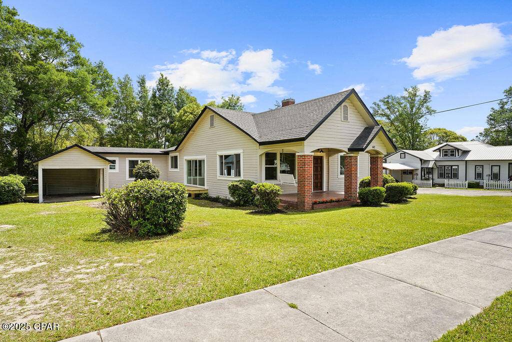 Bonifay, FL 32425,602 N Waukesha ST