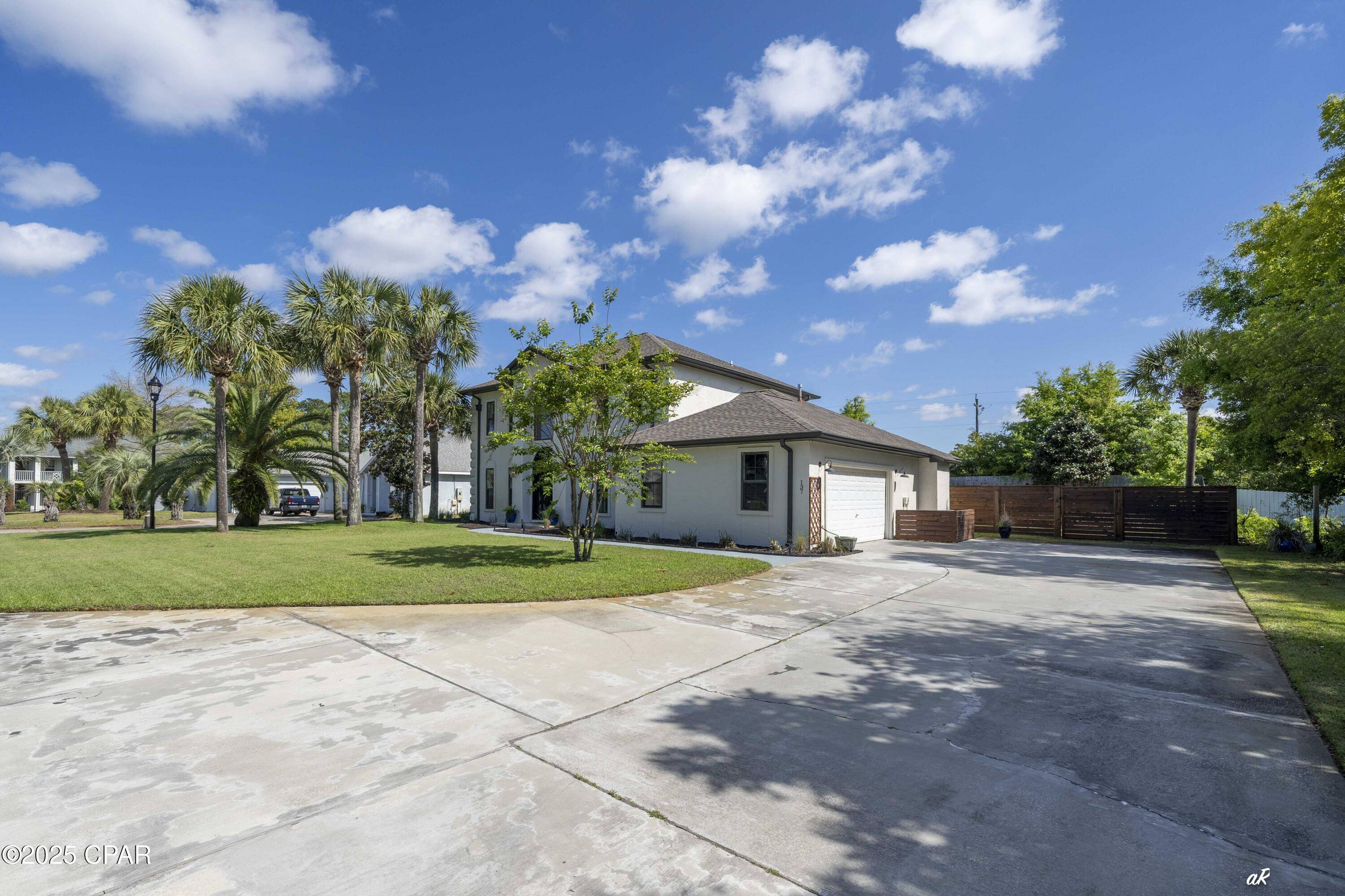 Panama City Beach, FL 32408,137 Legend Lakes DR