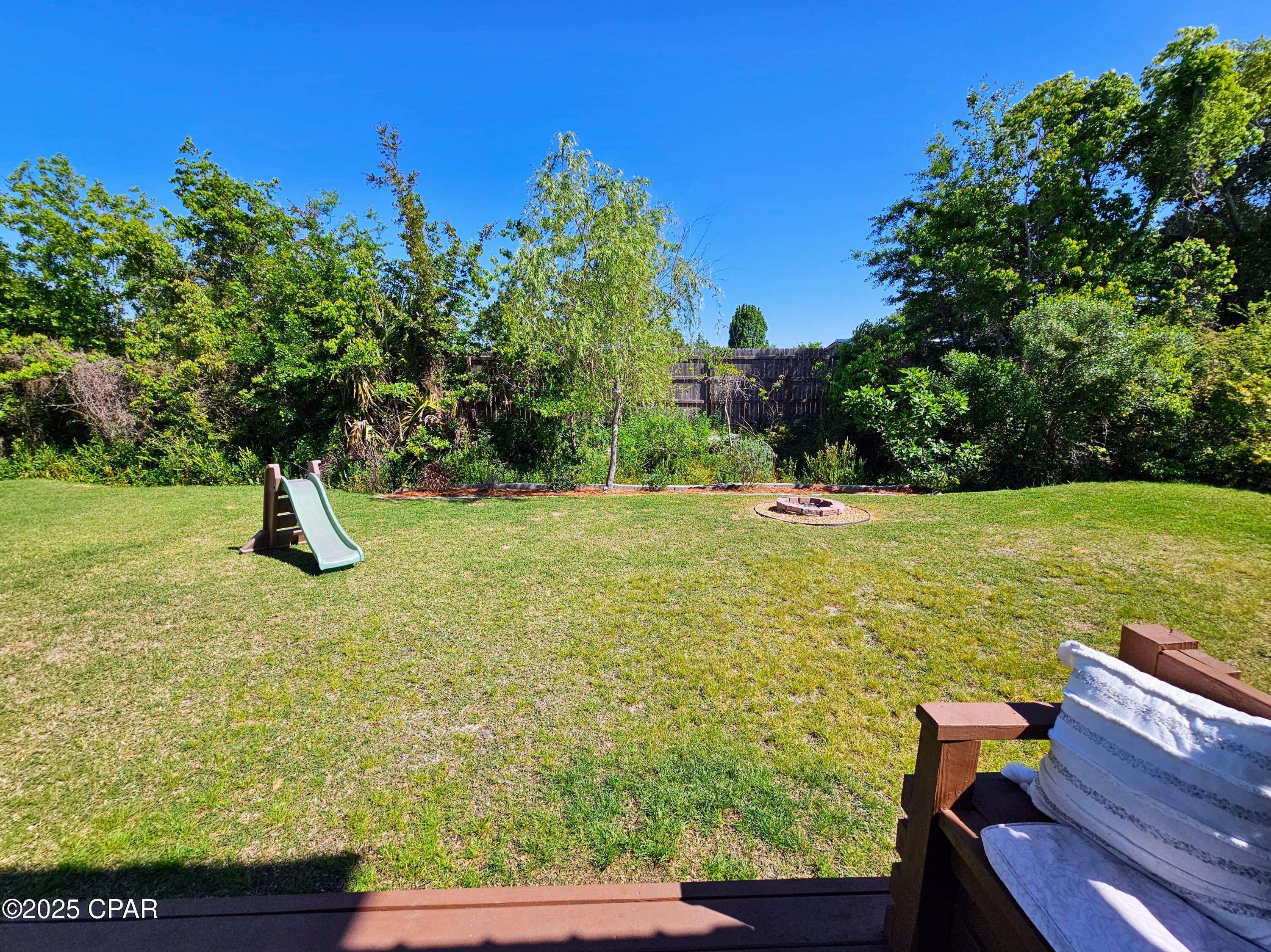 Panama City, FL 32404,400 Raven LN