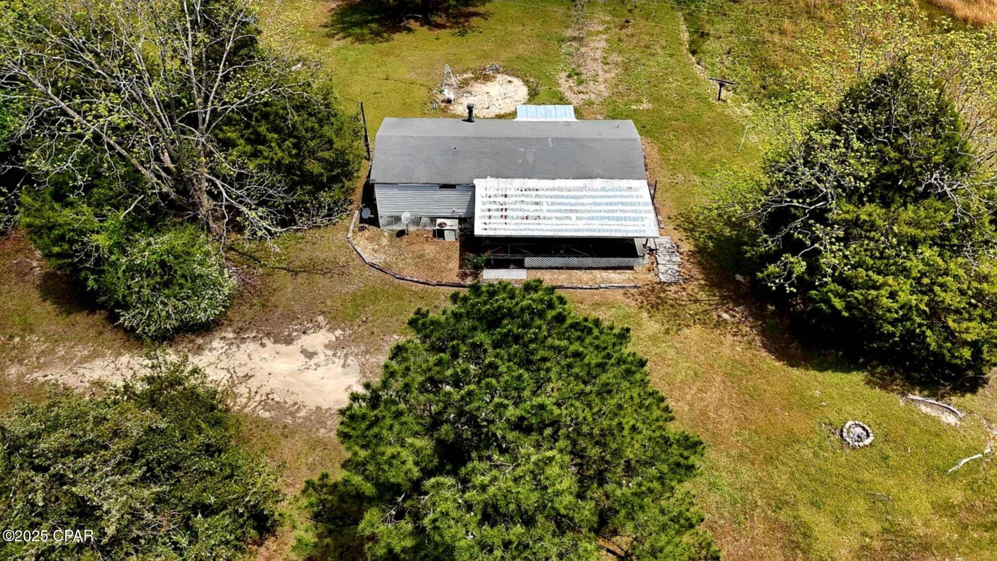 Bonifay, FL 32425,1718 Robbins Bridge RD