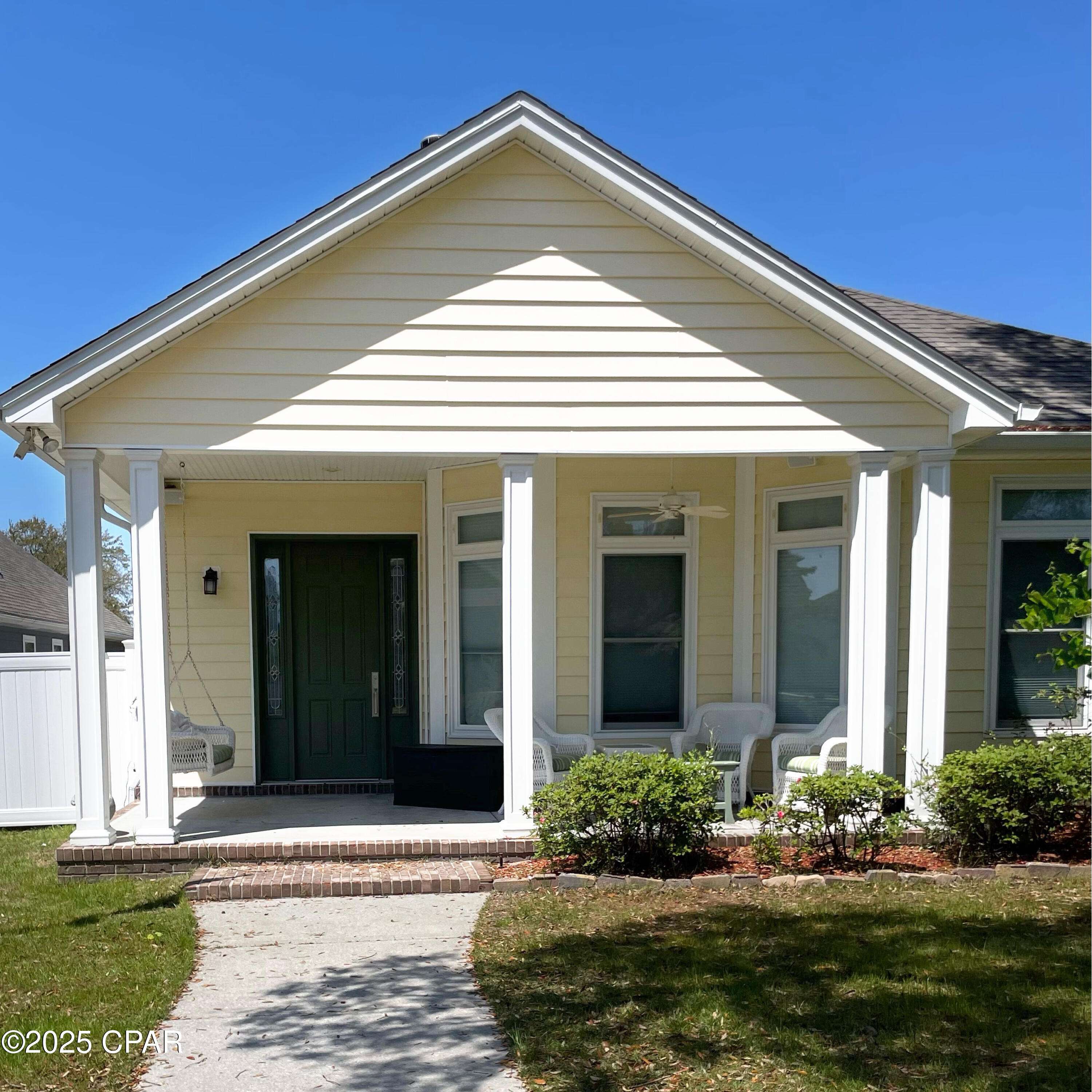 Panama City, FL 32404,4004 Riverside DR