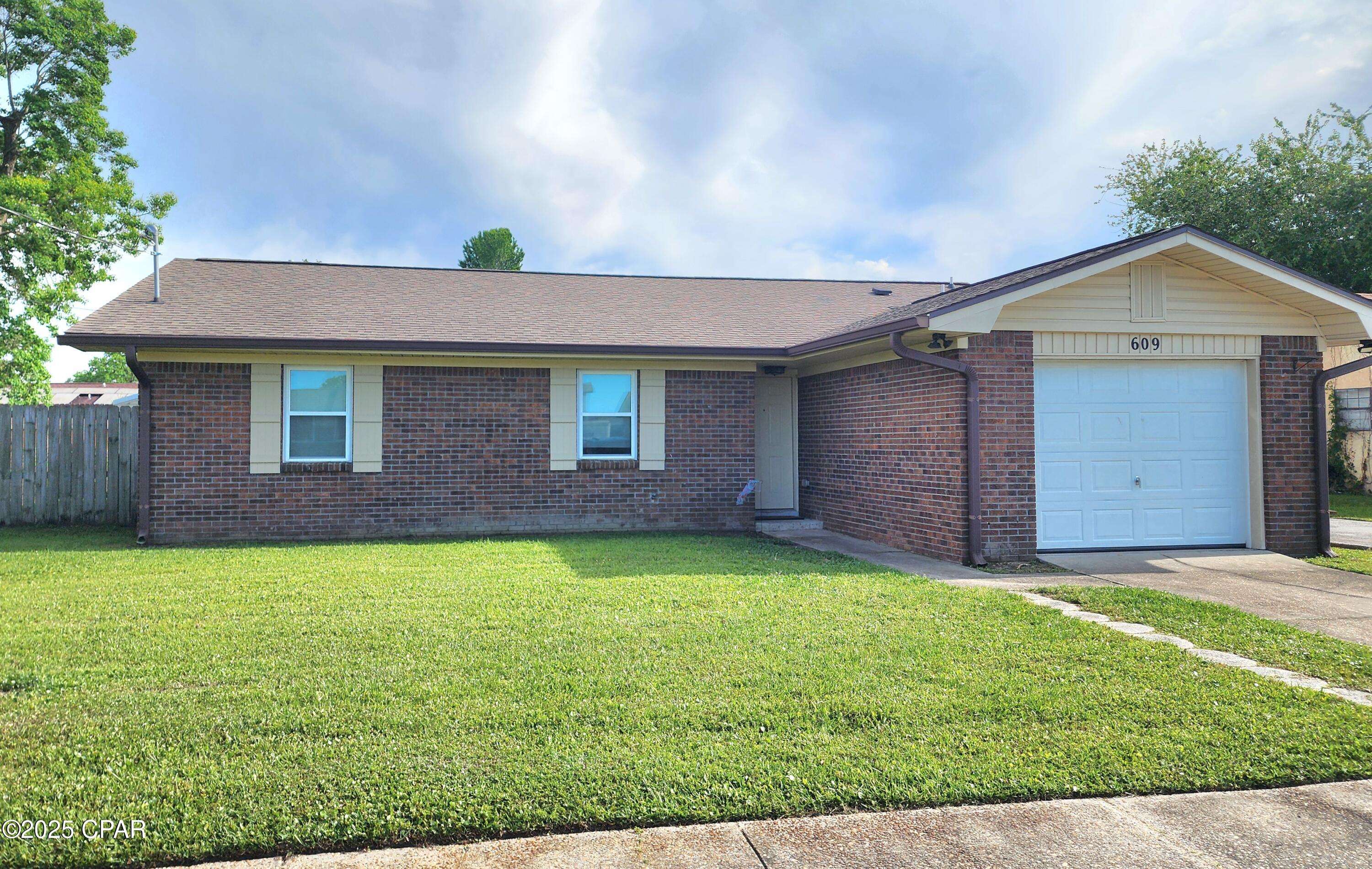 Lynn Haven, FL 32444,609 E Pine Forest DR
