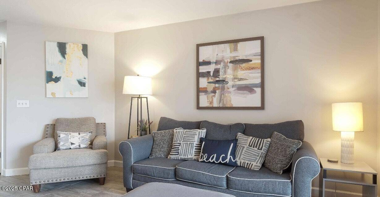 Panama City, FL 32408,8730 Thomas DR #102