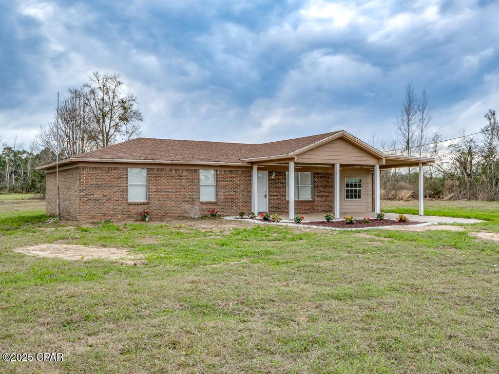 Grand Ridge, FL 32442,2815 Highway 69