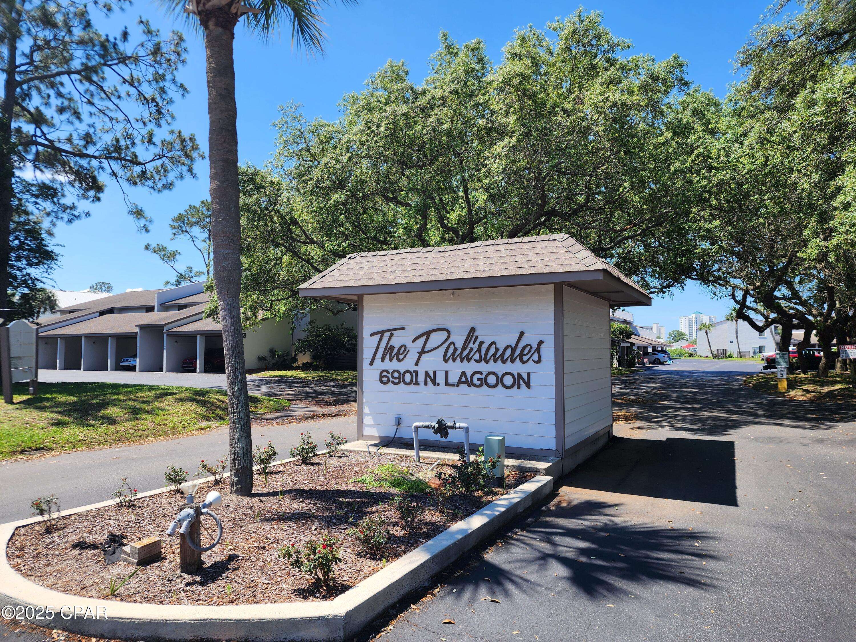 Panama City, FL 32408,6901 N Lagoon DR #15