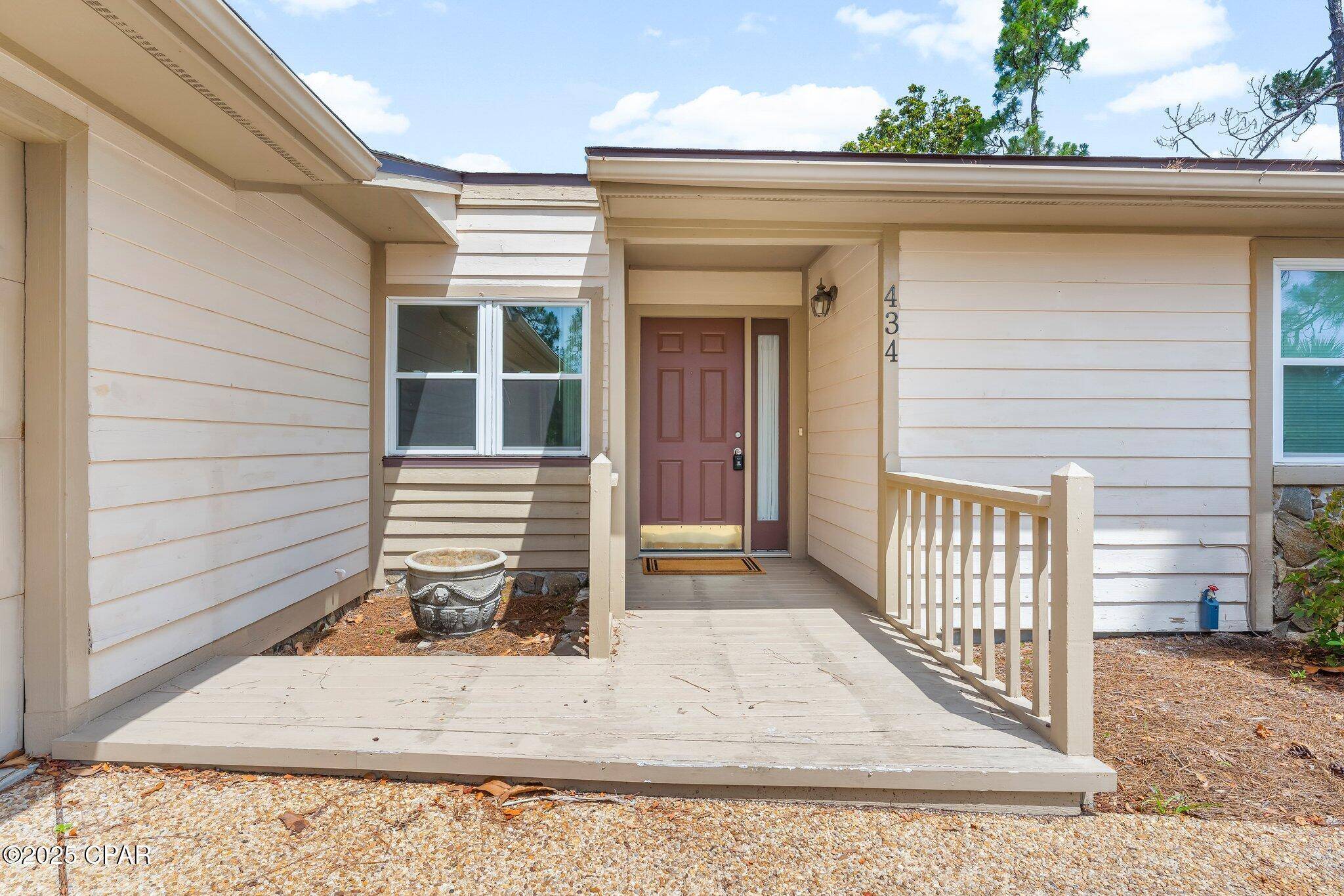 Panama City, FL 32408,434 Wahoo RD