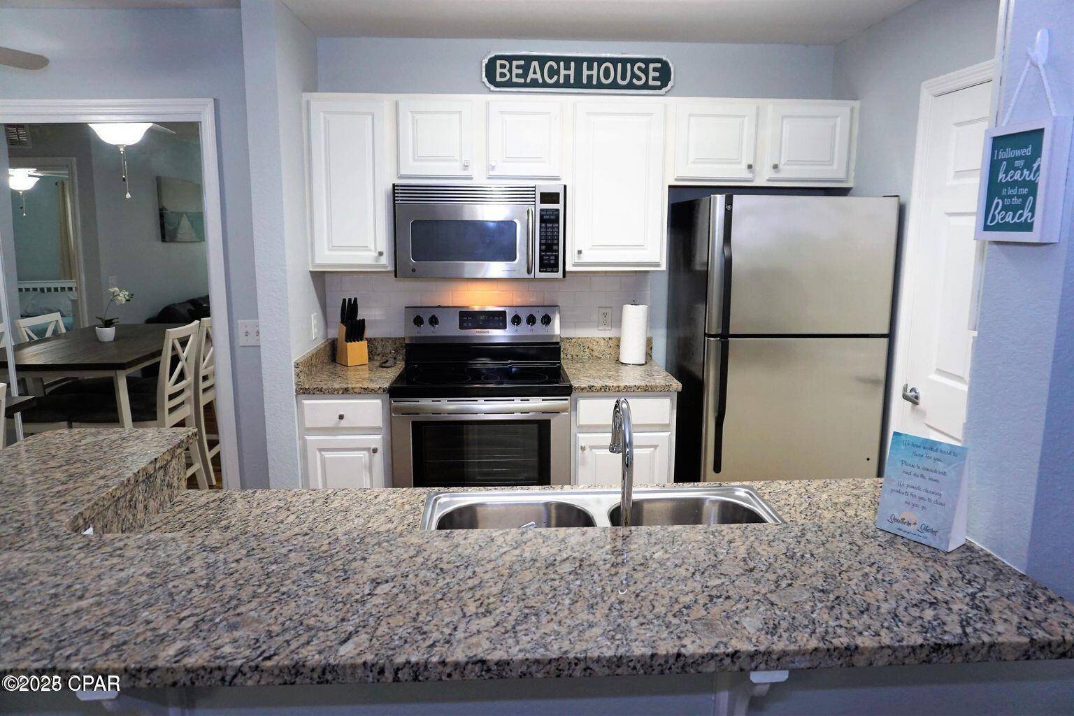 Panama City Beach, FL 32407,504 Lighthouse RD