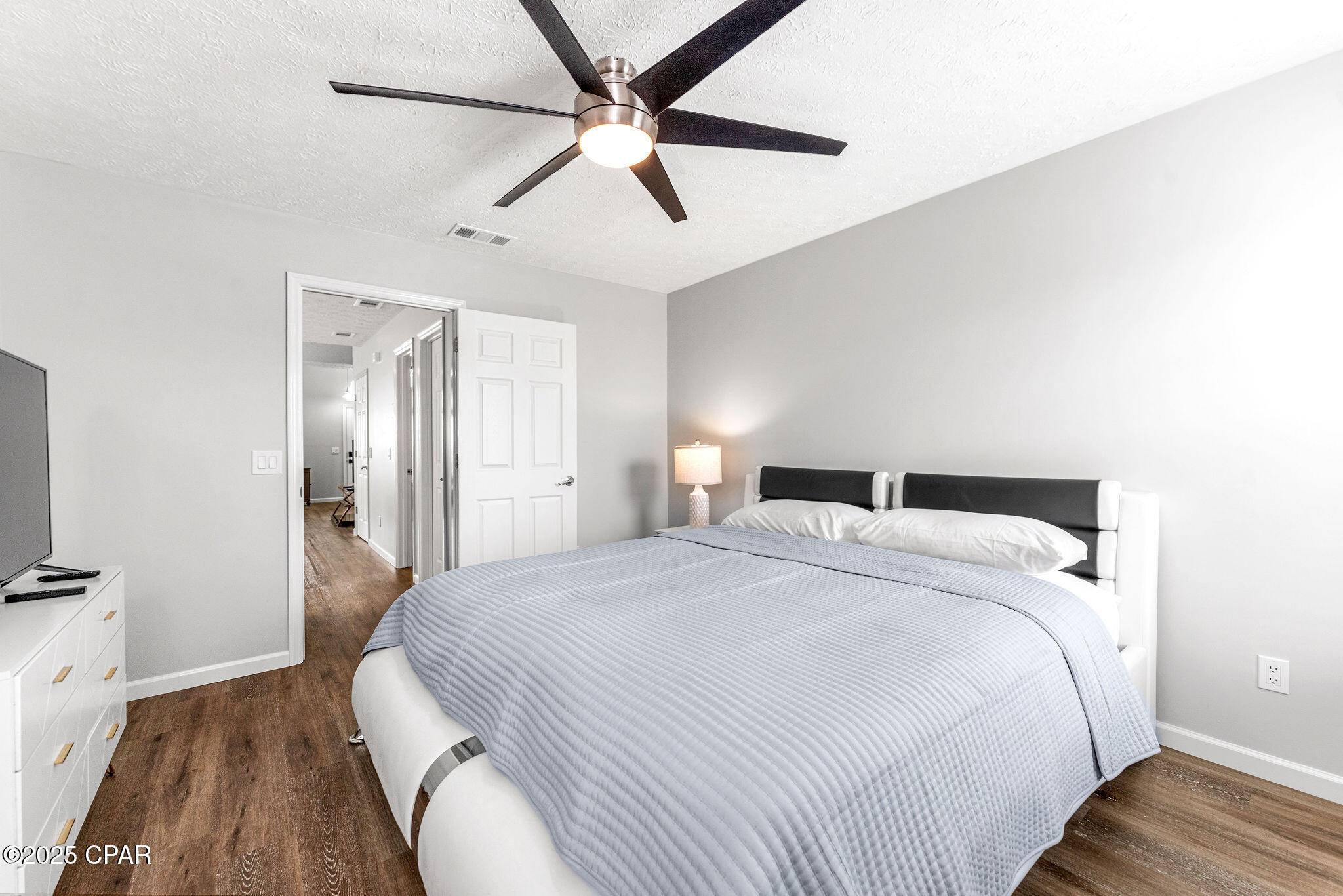 Panama City Beach, FL 32407,190 White Cap WAY