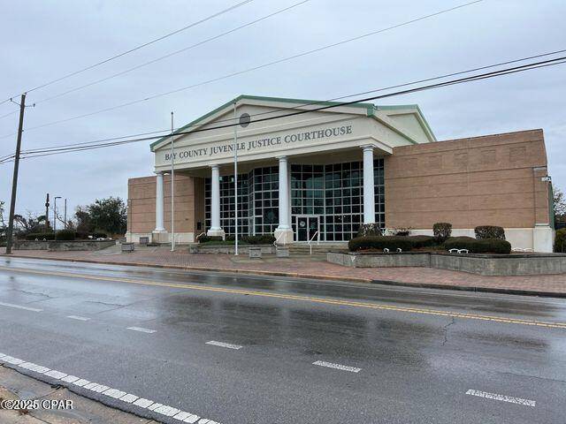 Panama City, FL 32401,533 E 11th Street ST