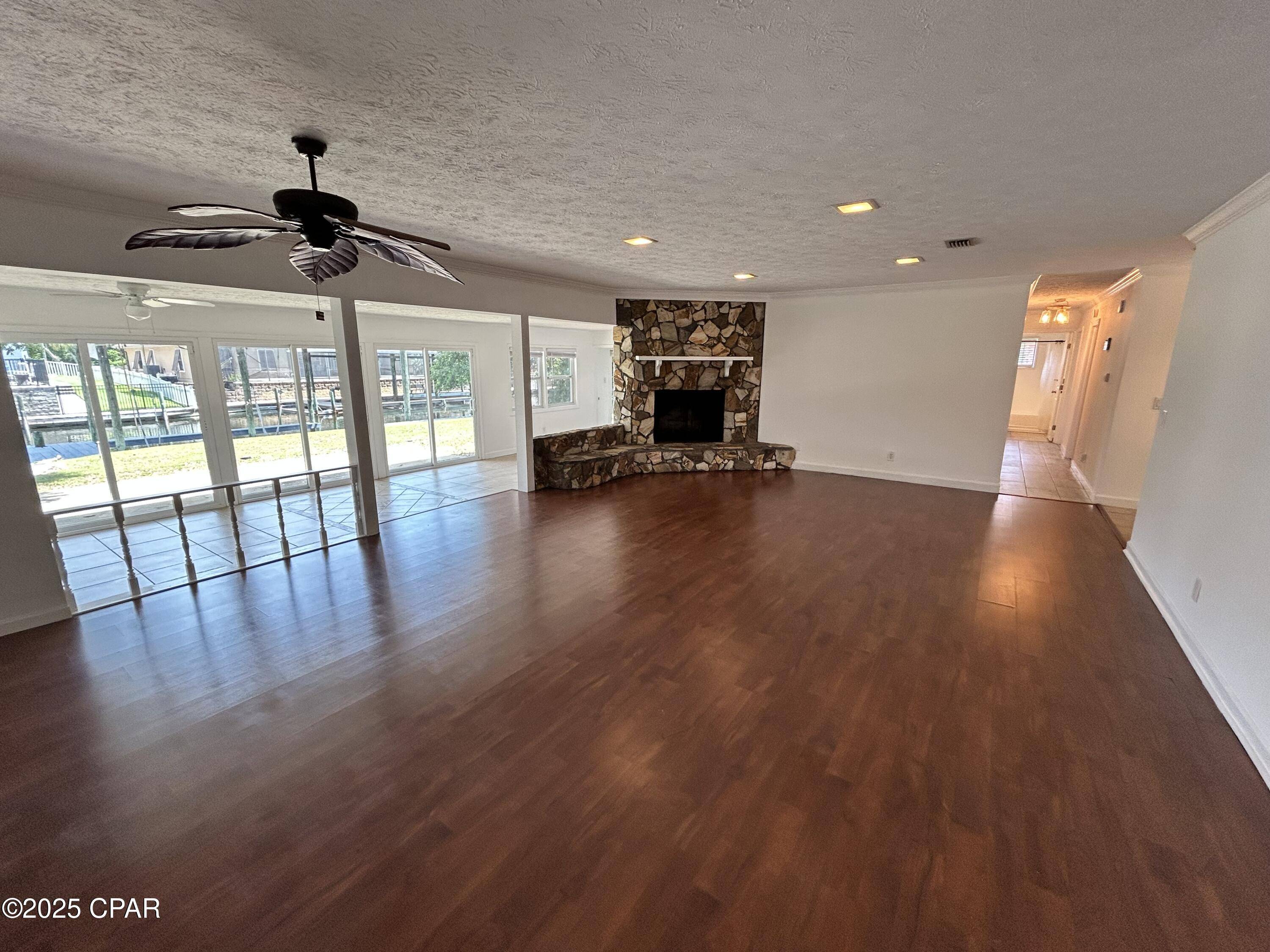 Panama City Beach, FL 32407,205 Sunset LN