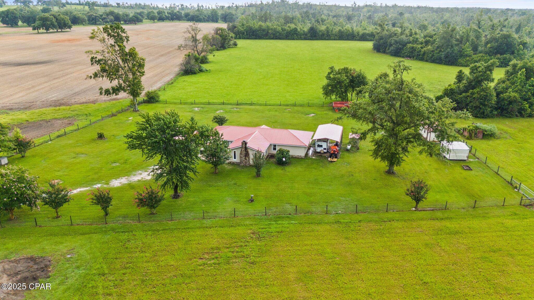 Marianna, FL 32448,3789 Laramore RD