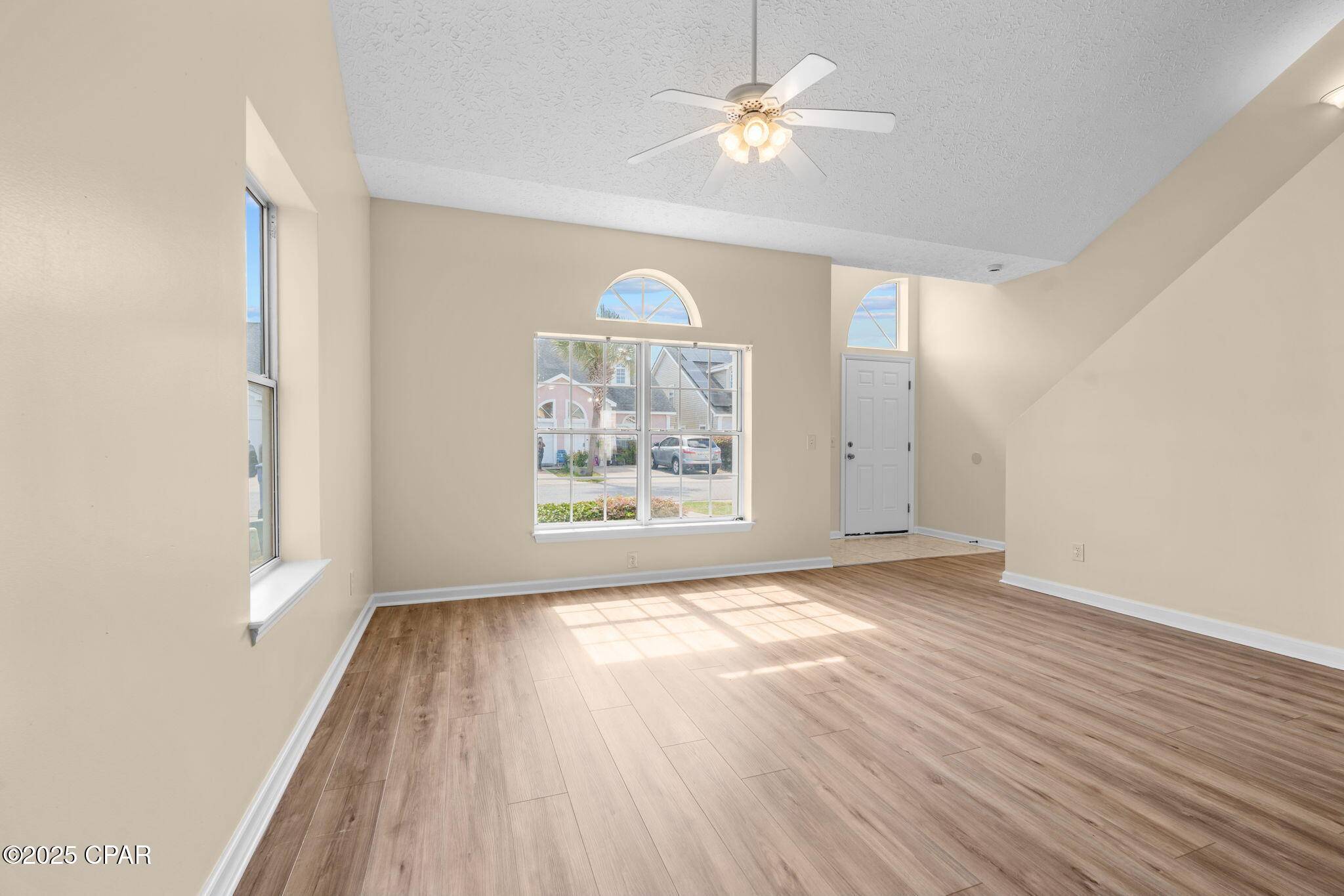 Panama City Beach, FL 32407,186 White Cap WAY