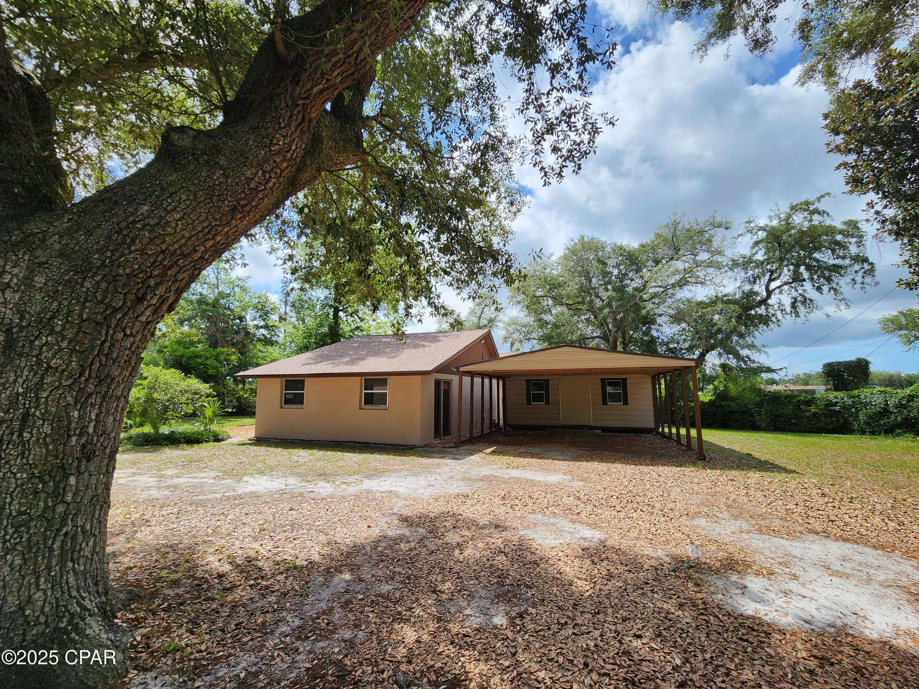 Panama City, FL 32404,5704 E Hwy 98