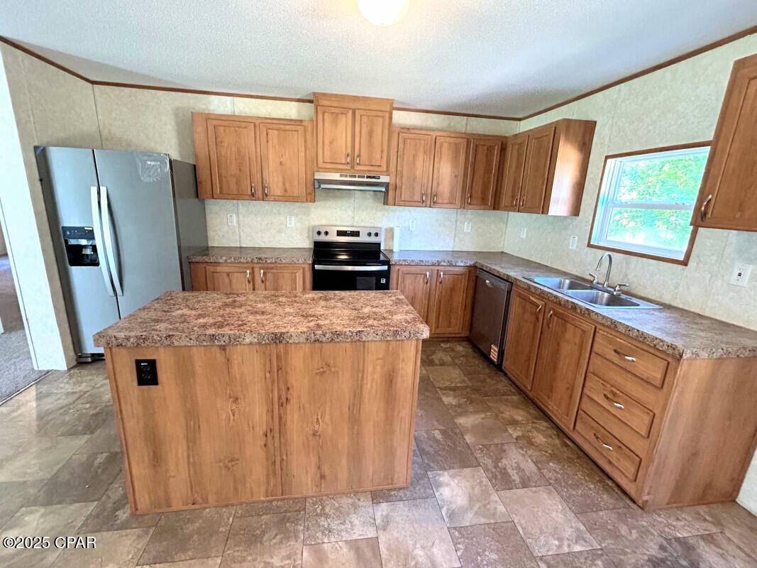 Hosford, FL 32334,28369 County Road 67