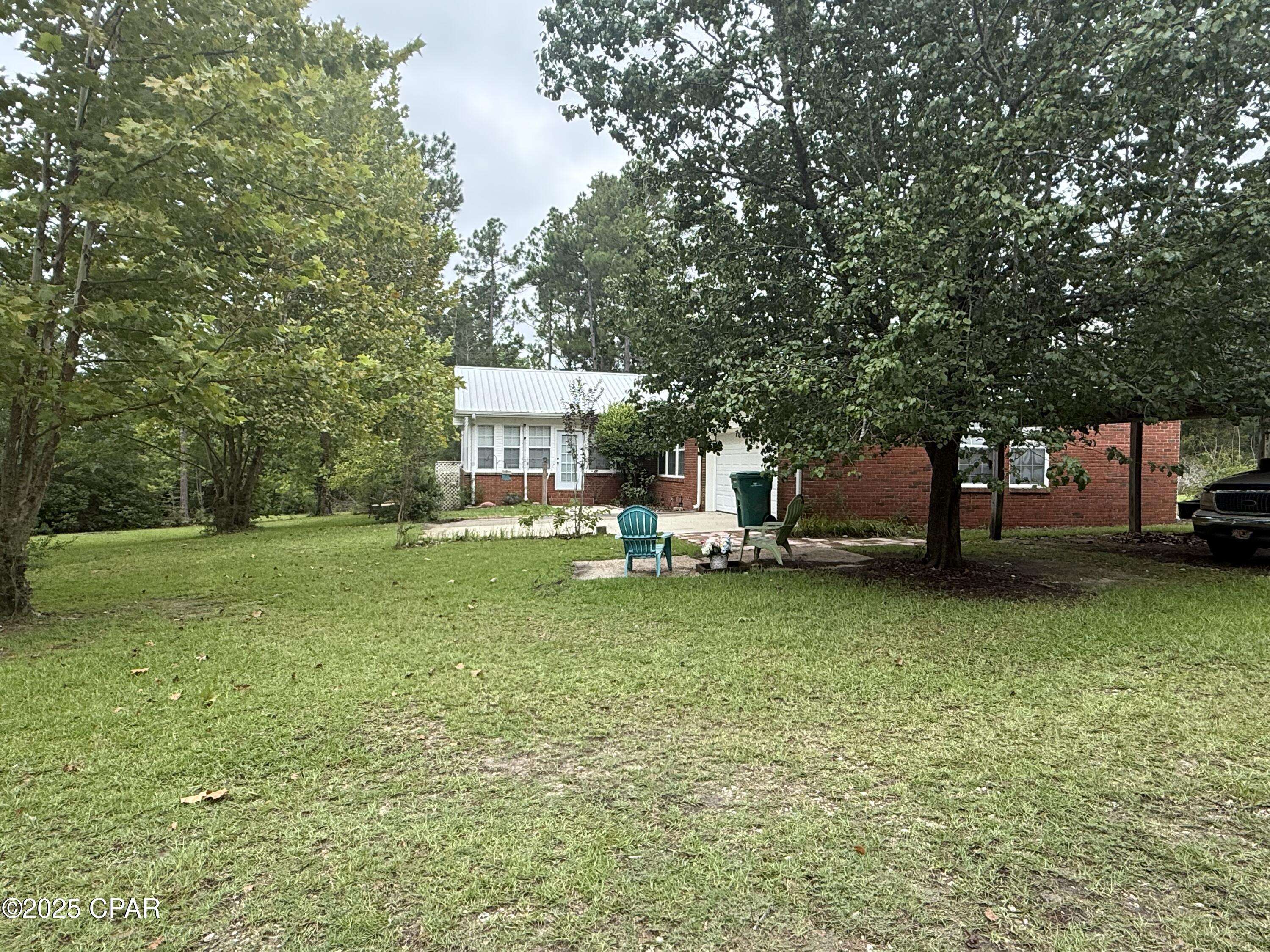 Alford, FL 32420,2887 Drury LN