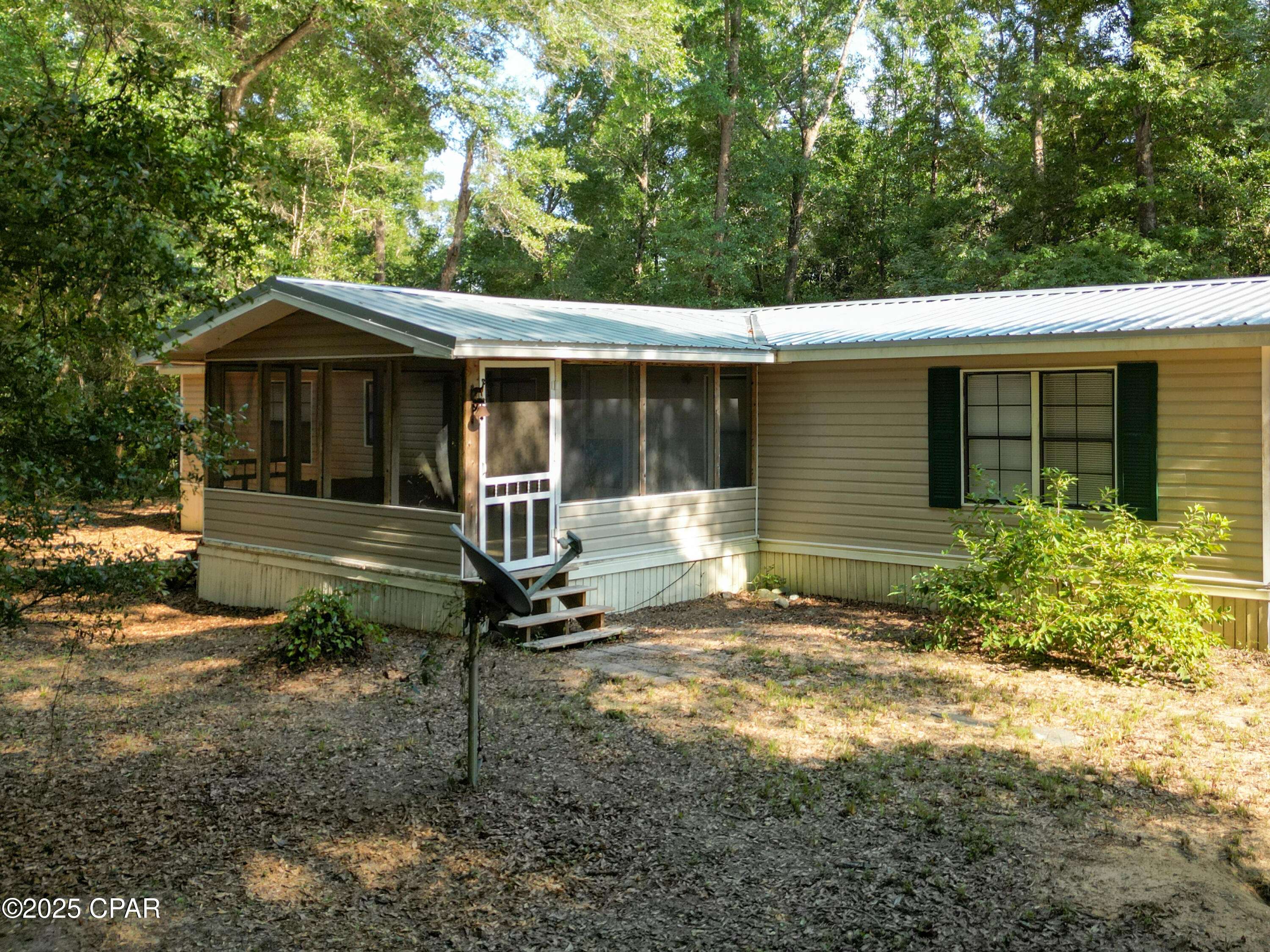 Chipley, FL 32428,1509 Southern WAY
