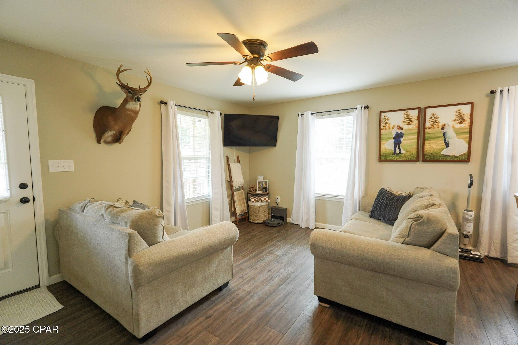Grand Ridge, FL 32442,6586 Grande Oak