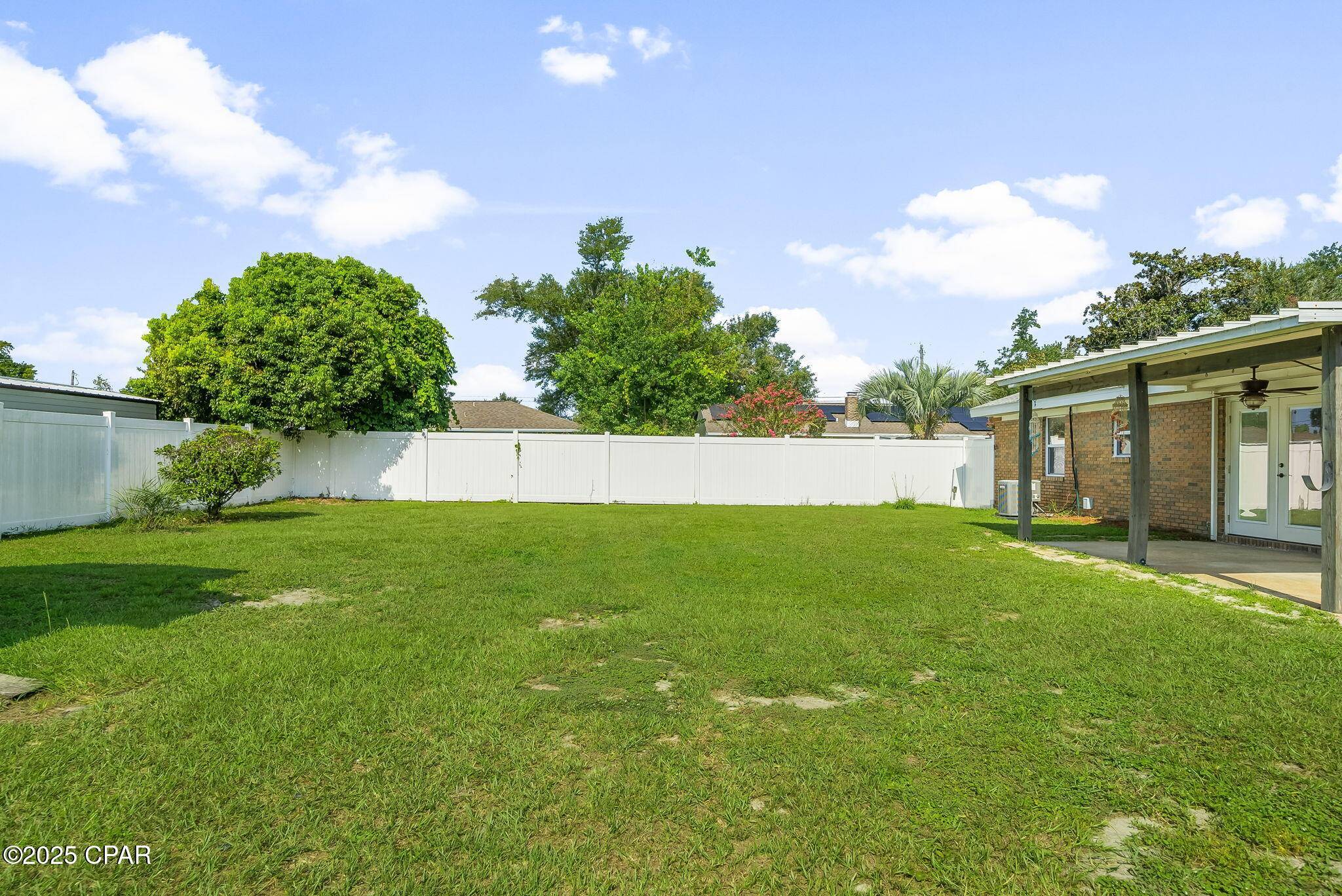 Panama City, FL 32404,5916 Lake DR