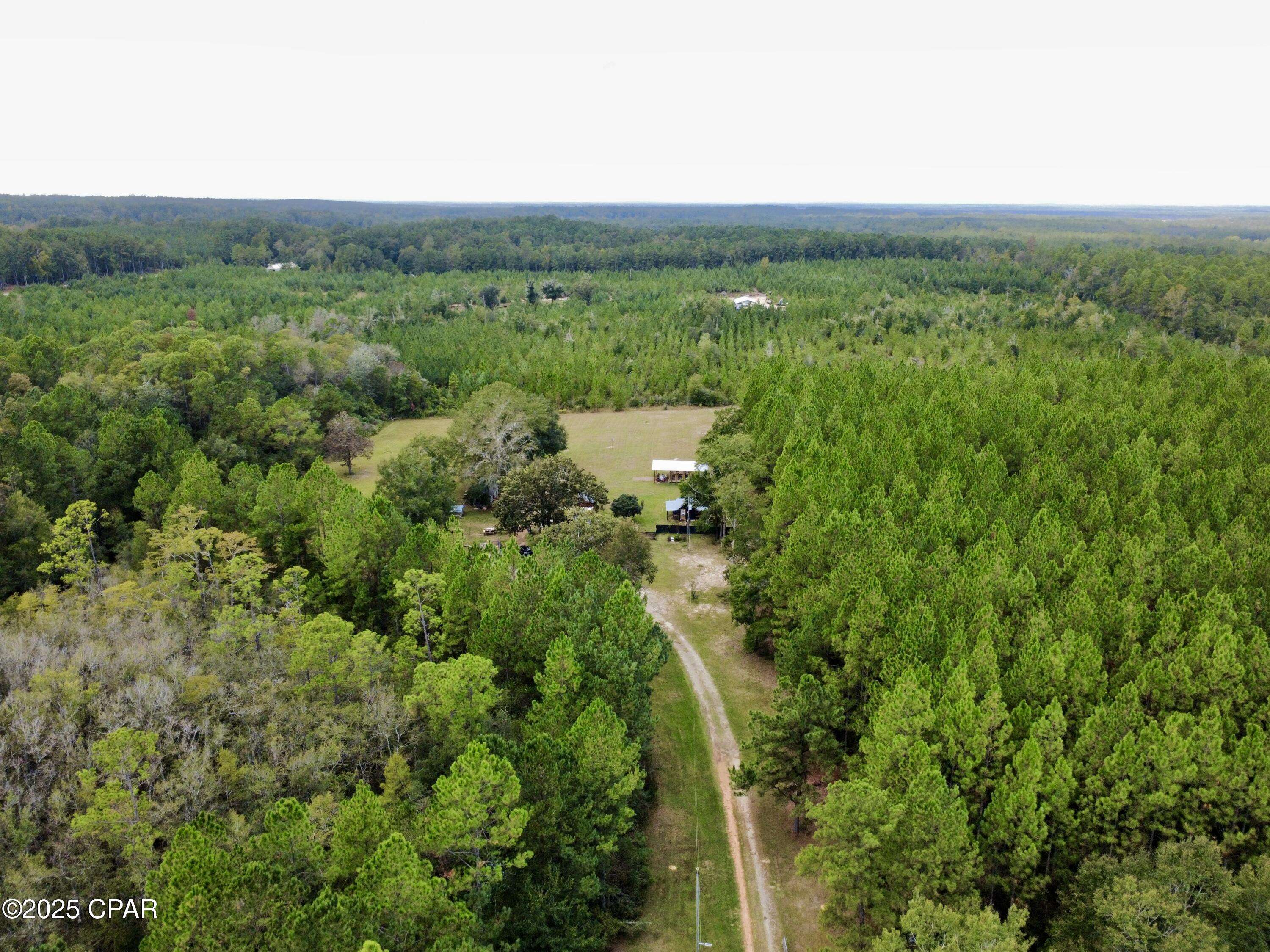 Chipley, FL 32428,2842 Hard Labor RD