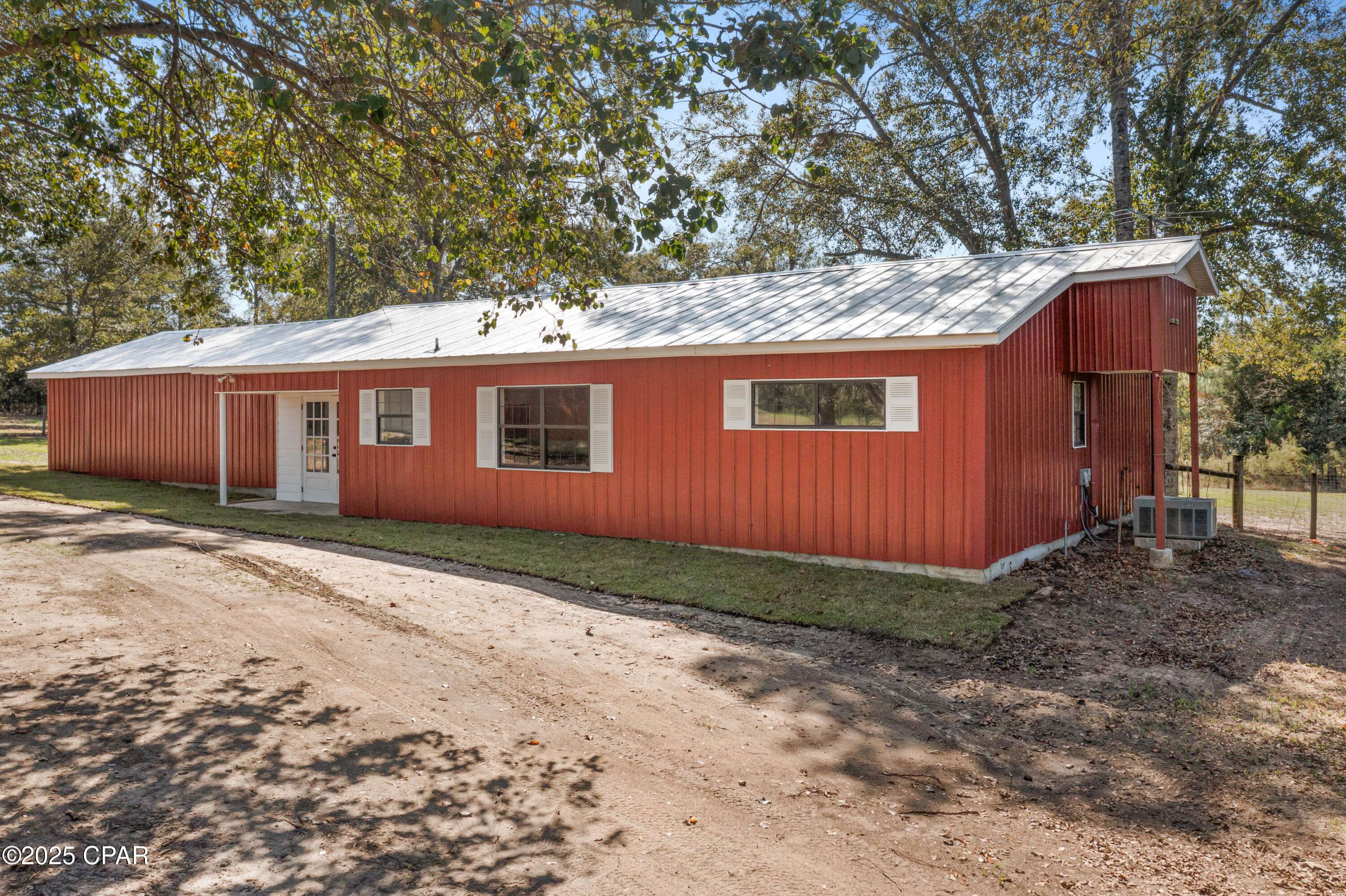 Bonifay, FL 32425,1612 Malcolm Taylor RD