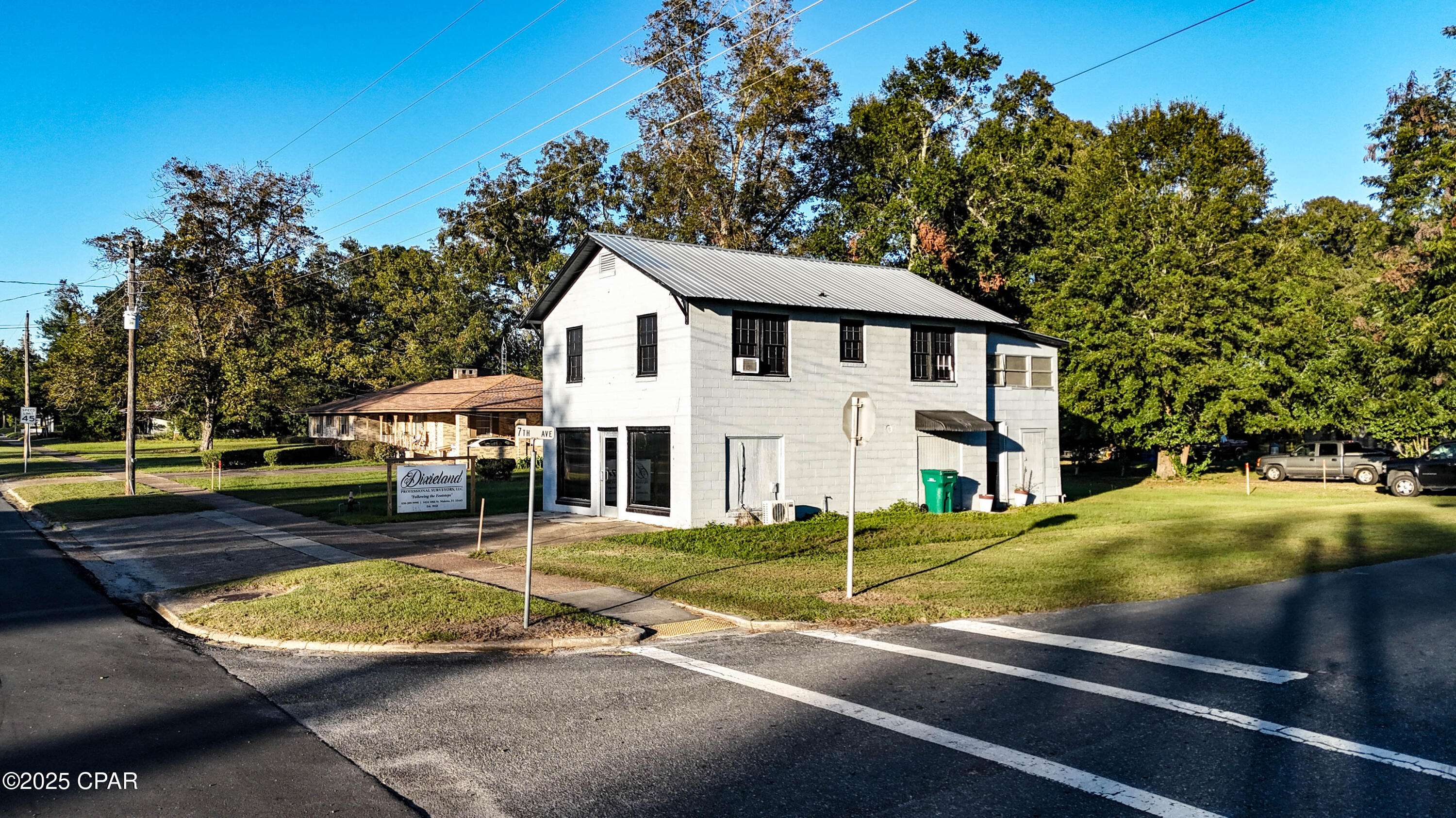 Malone, FL 32445,5424 10th ST