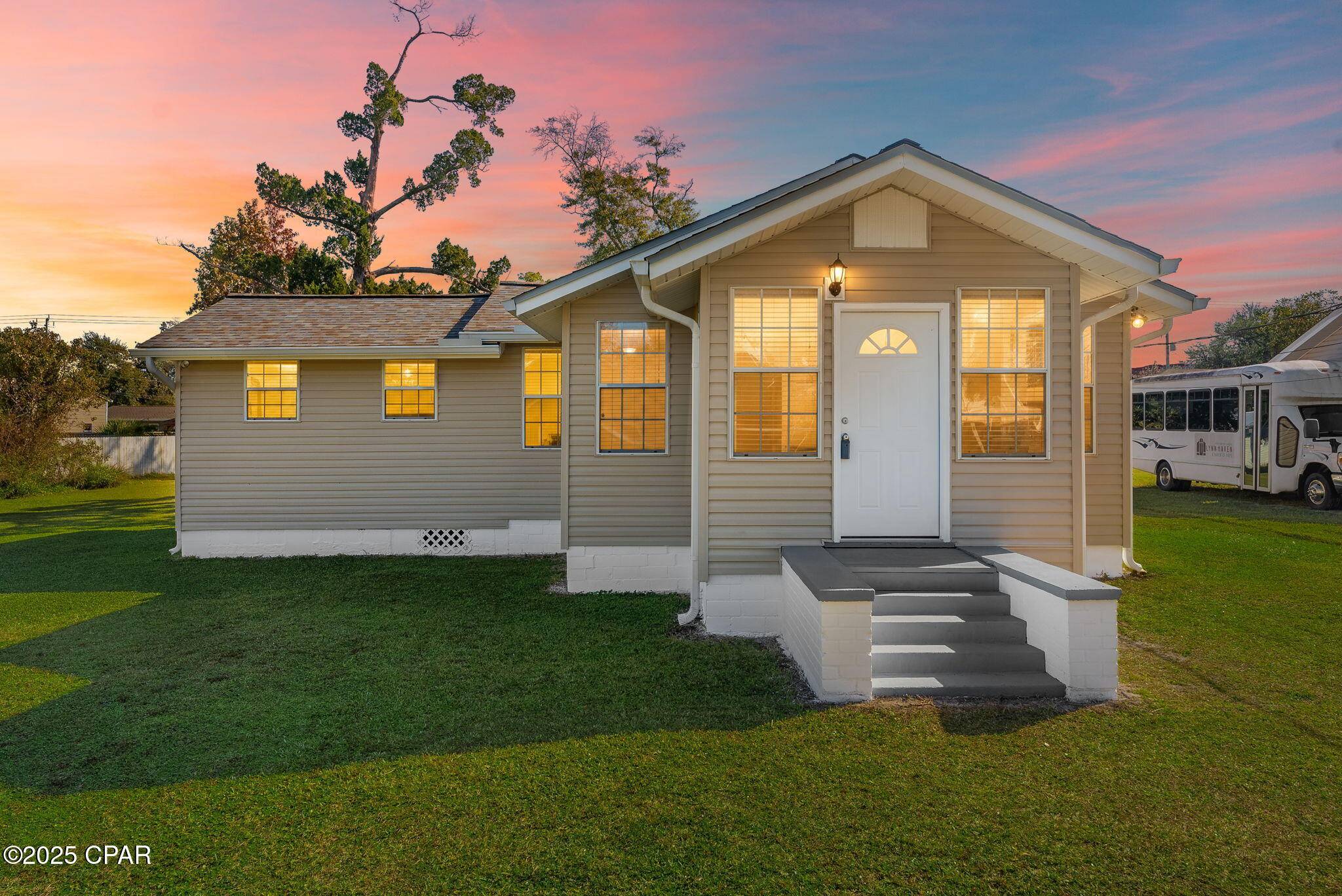 Lynn Haven, FL 32444,907 Kentucky AVE