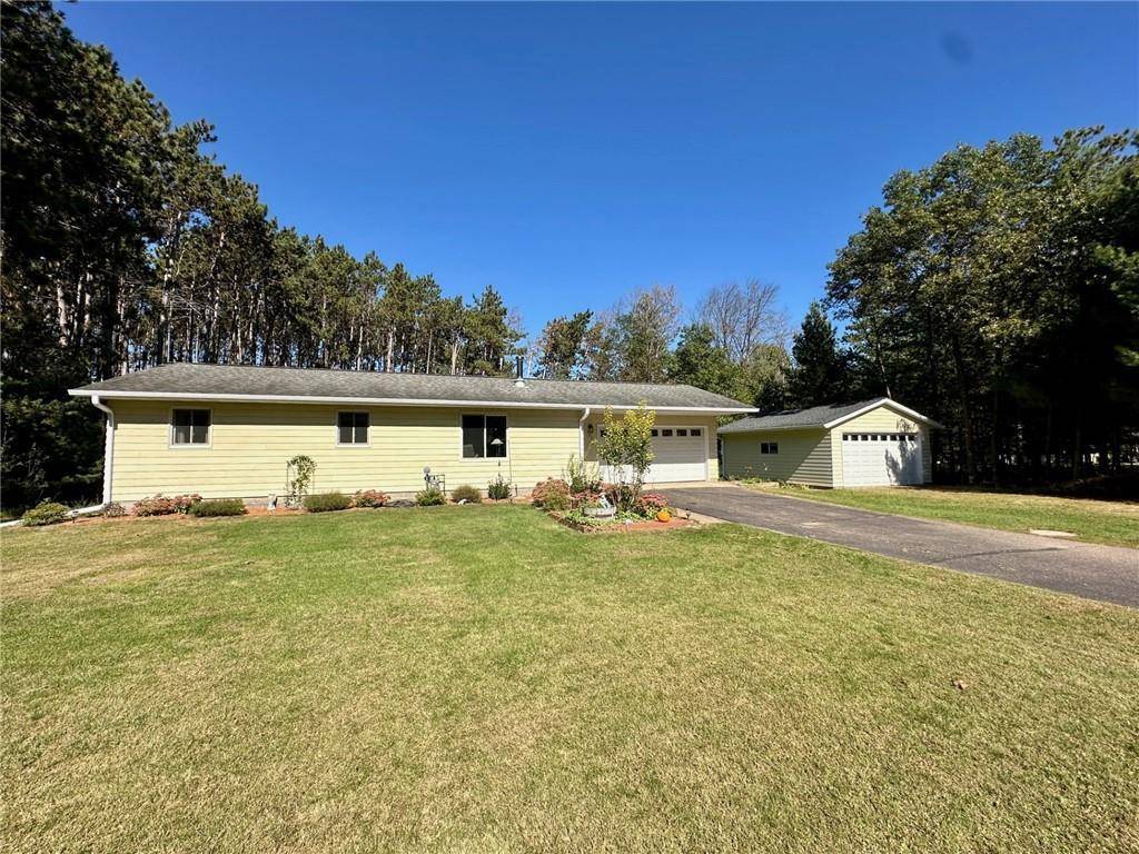 Altoona, WI 54720,420 Lake Road