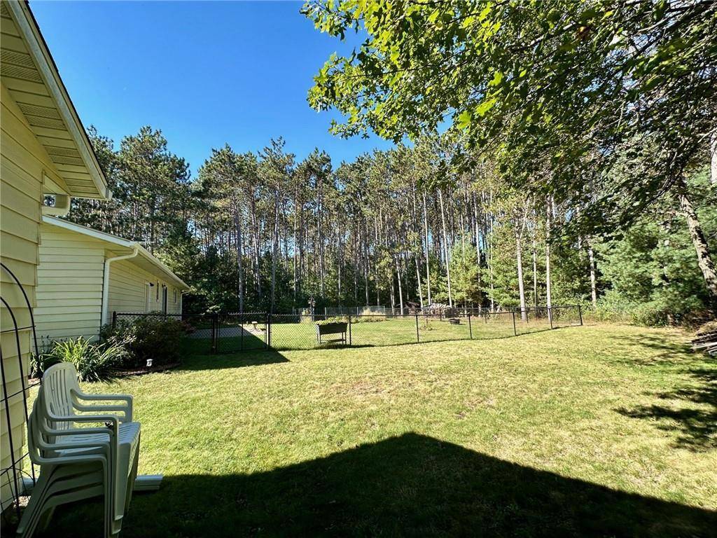 Altoona, WI 54720,420 Lake Road