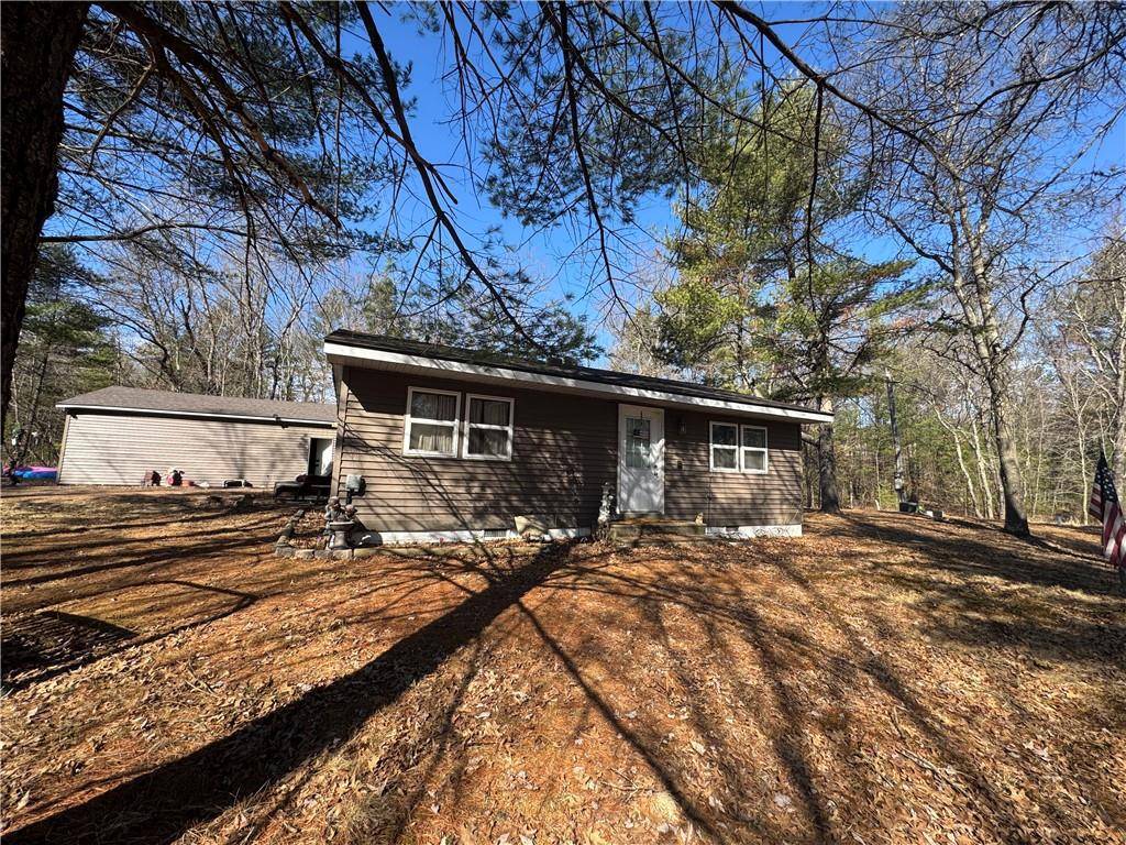 Augusta, WI 54722,E18970 Black Bear Road
