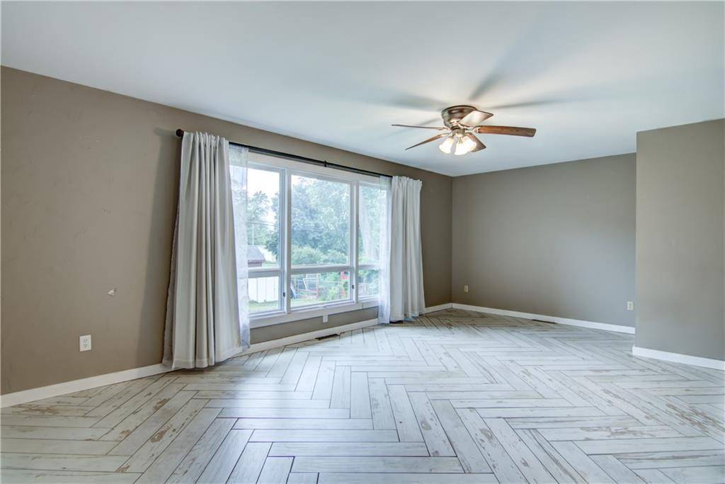 Eau Claire, WI 54701,1637 Skeels Avenue