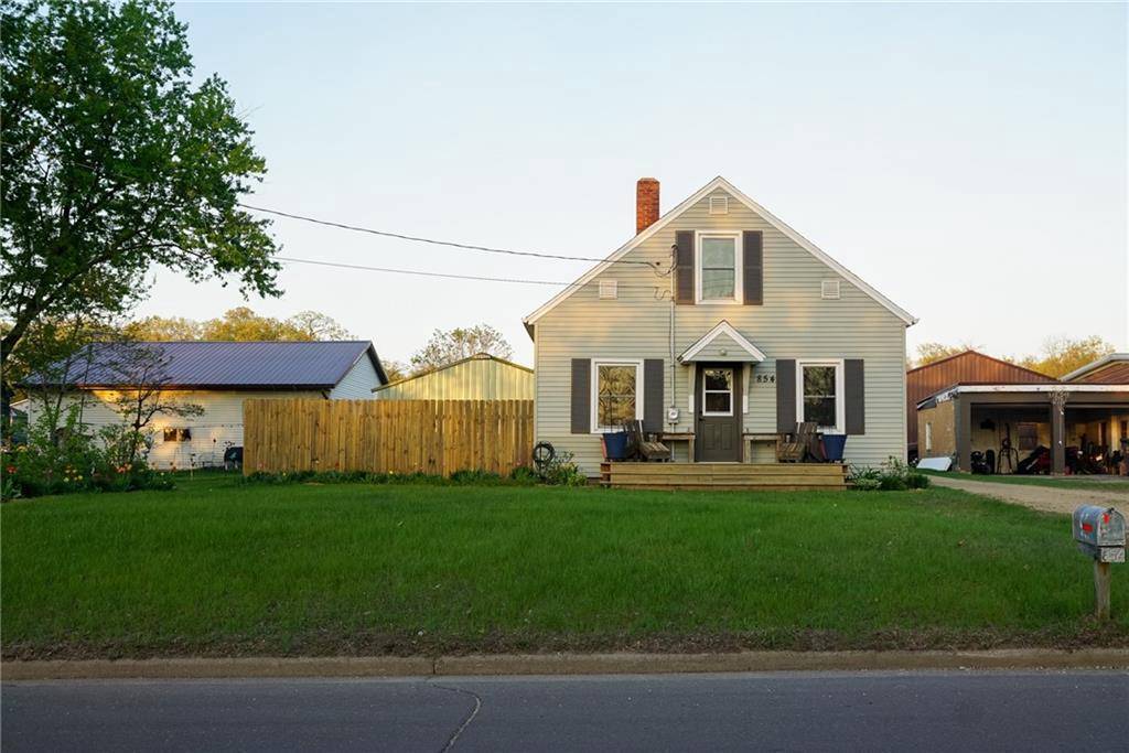 Mondovi, WI 54755,854 S Eau Claire Street