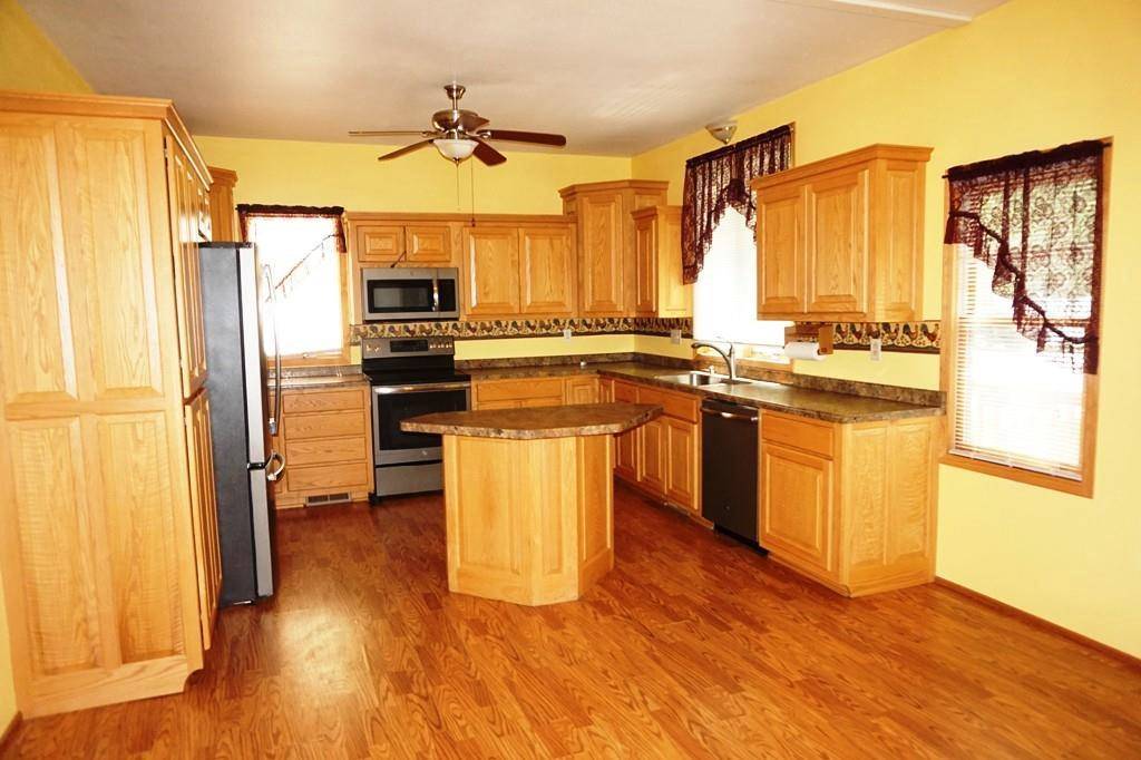 Eau Claire, WI 54703,845 Plum Street