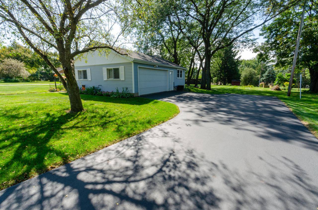Watertown, WI 53094-5004,1010 Charles STREET