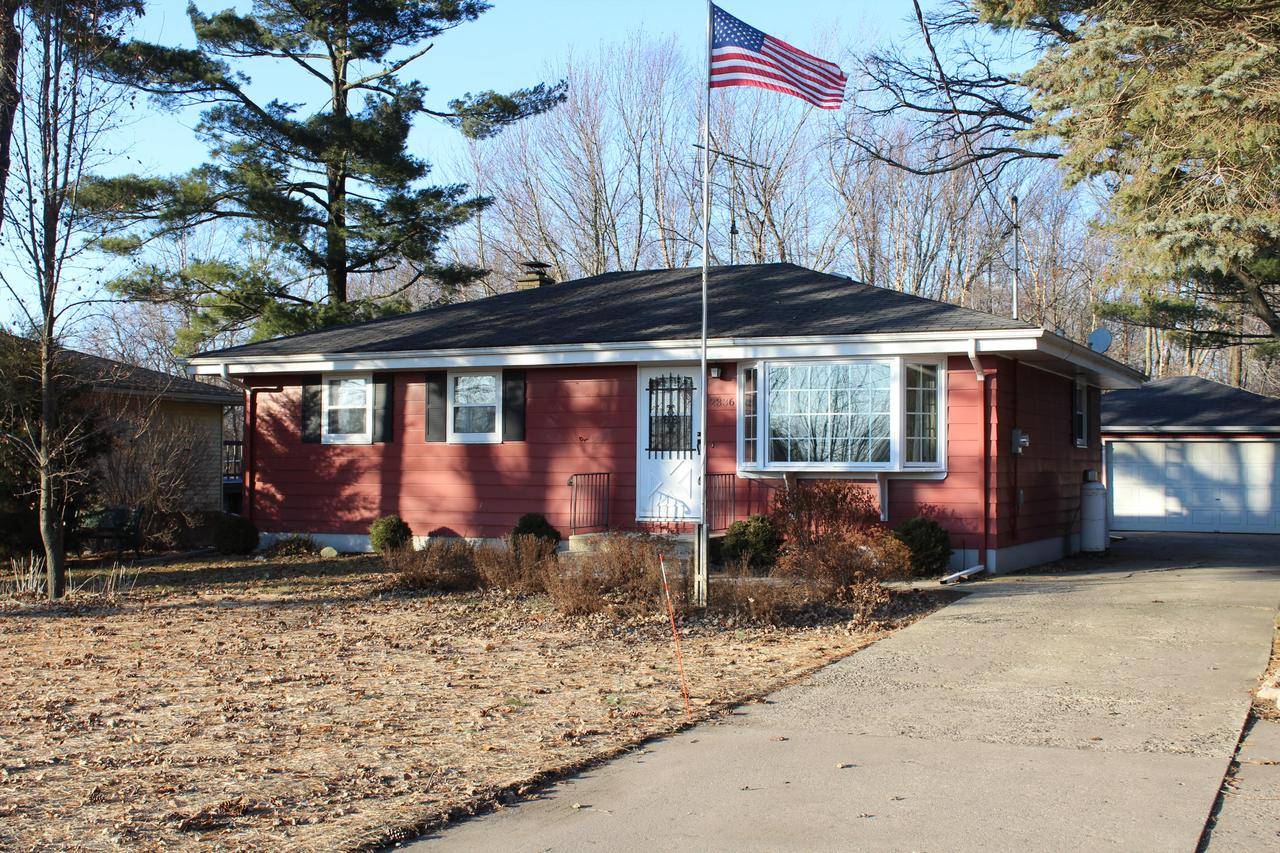 Pleasant Prairie, WI 53158-3941,2336 128th St