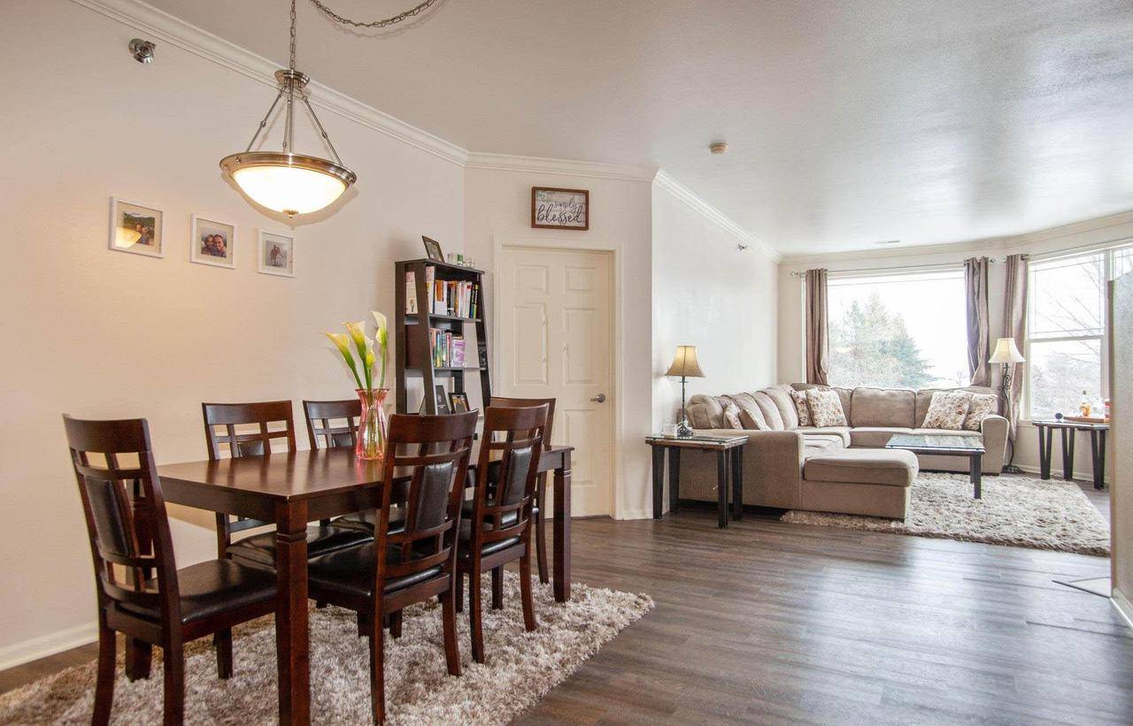 Franklin, WI 53132-8158,7045 S Riverwood BOULEVARD #202