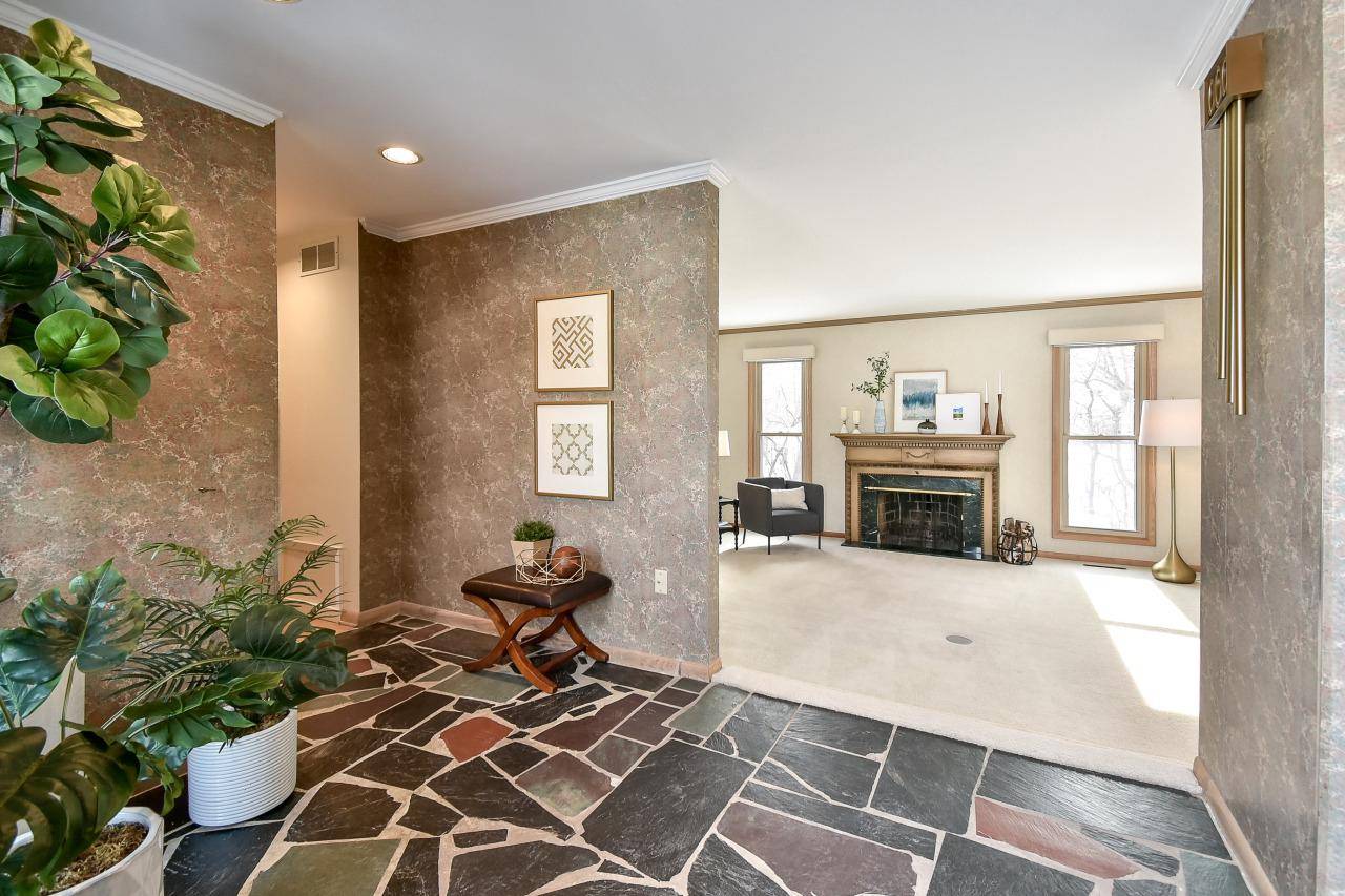 Racine, WI 53405-1721,3711 Ravine Dr