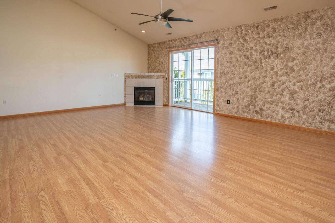 Mount Pleasant, WI 53406-6517,7408 Granite WAY #1304