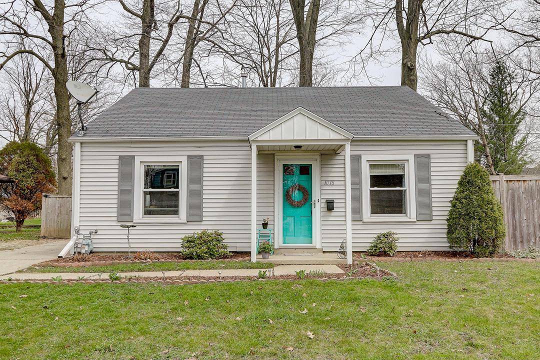 West Allis, WI 53214-2548,1018 S 105th St