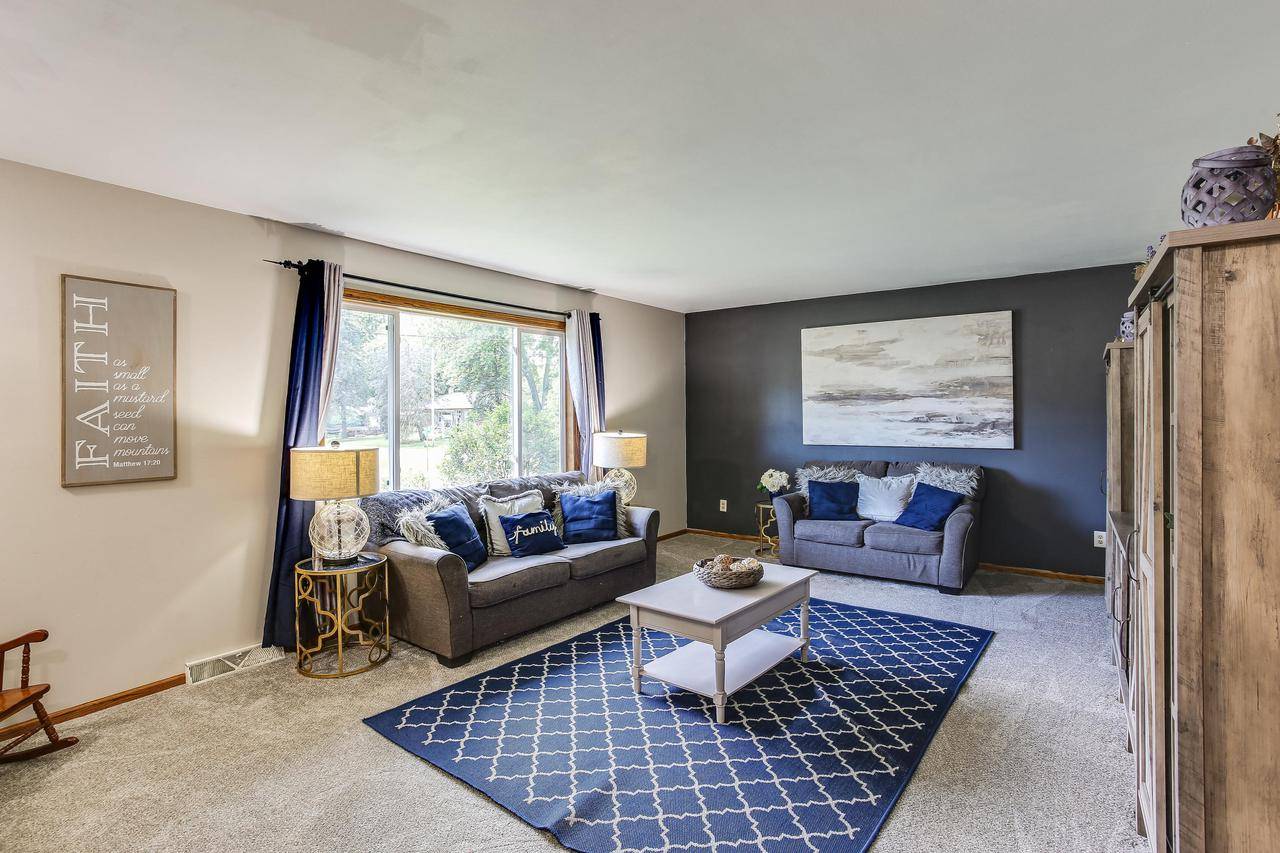 Pleasant Prairie, WI 53158-3403,5446 106th St