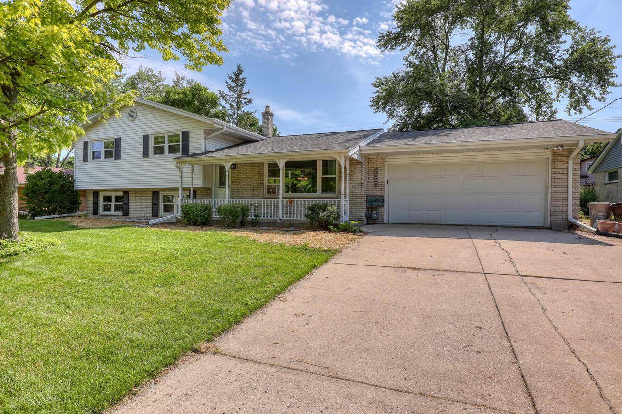 Wauwatosa, WI 53225-4536,4620 N 108th St
