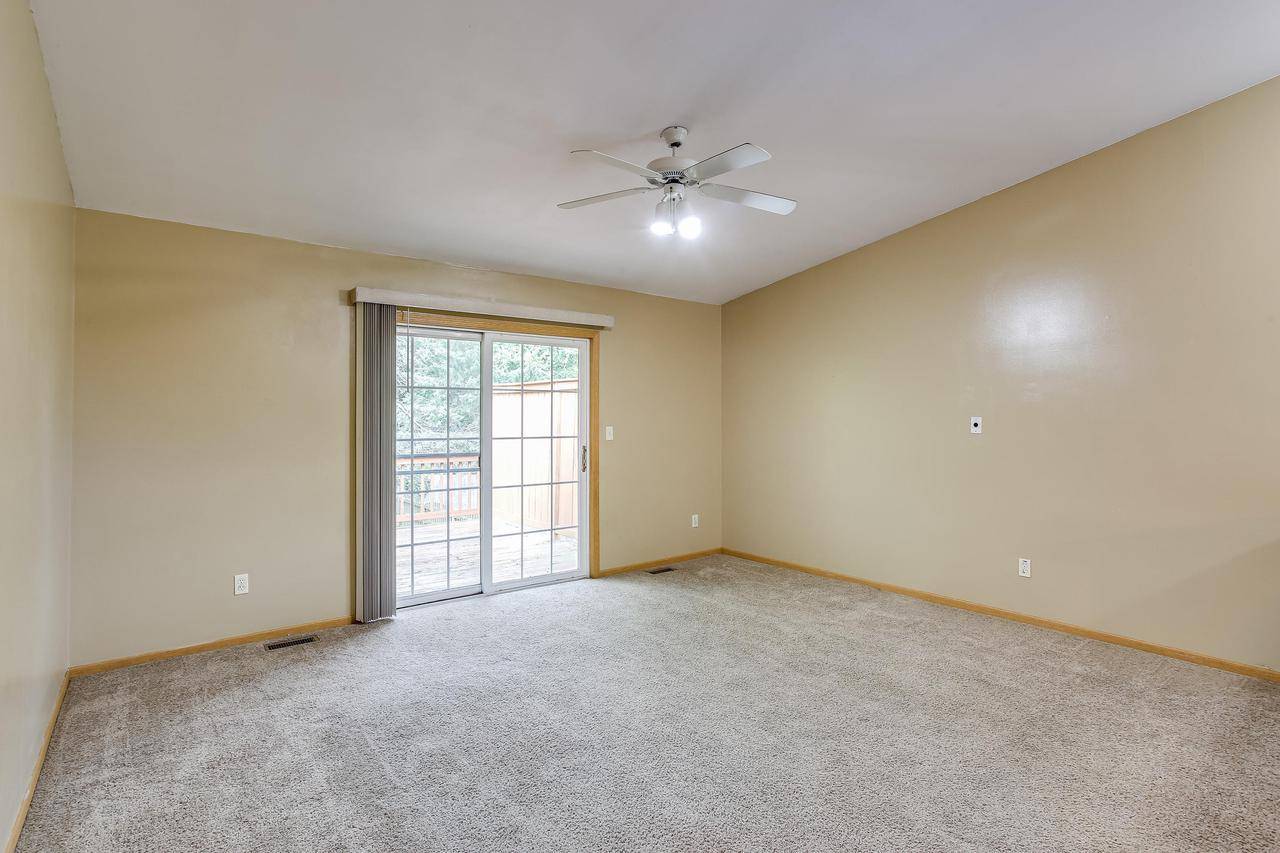 Pleasant Prairie, WI 53158-5425,740 101st STREET