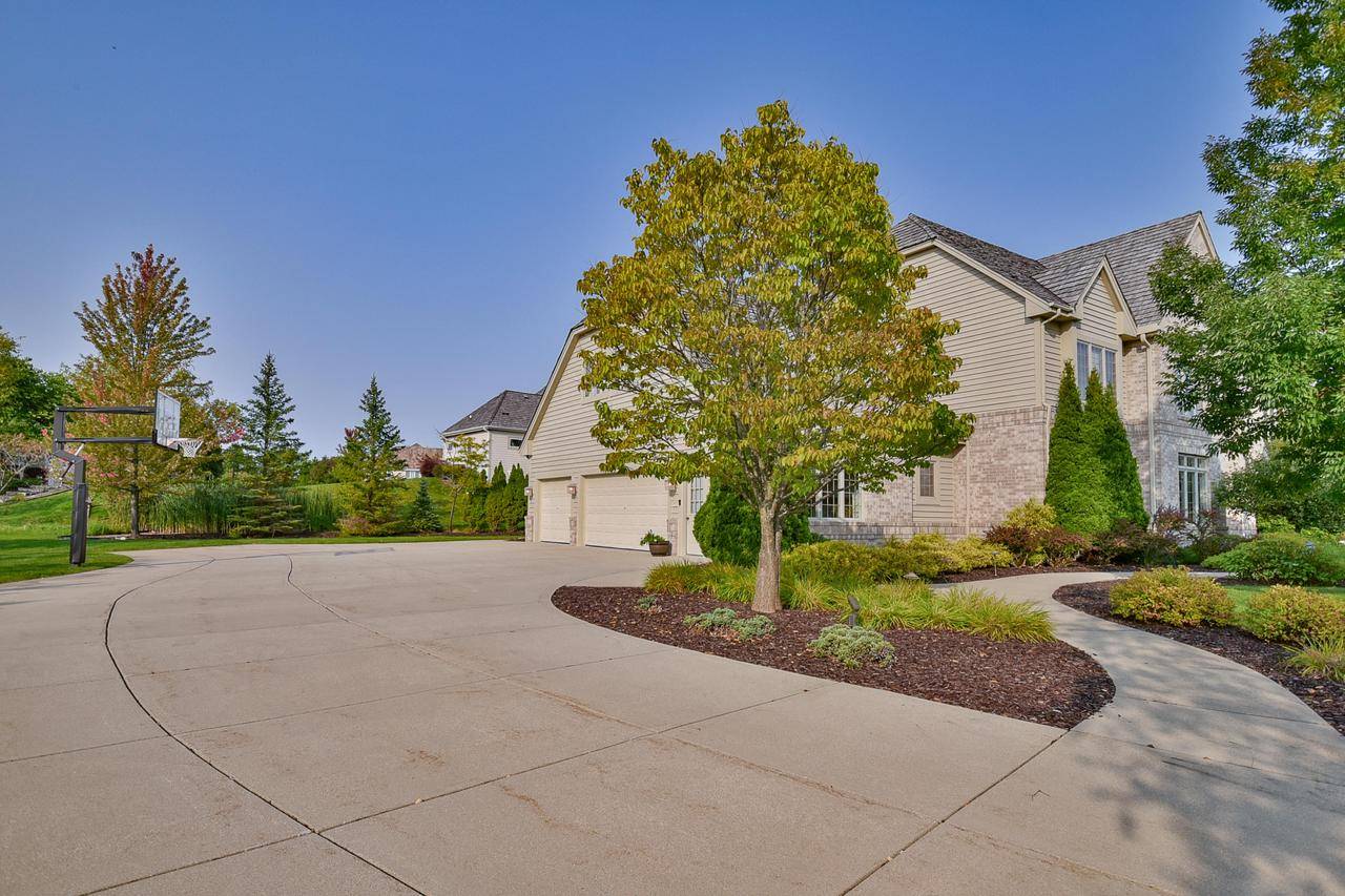 Brookfield, WI 53045-5124,19270 Glacier Pkwy
