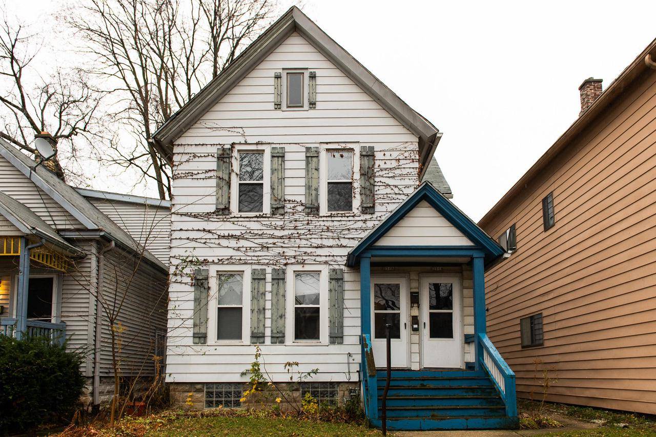 Milwaukee, WI 53211-3951,2514 N Bartlett Ave #2516