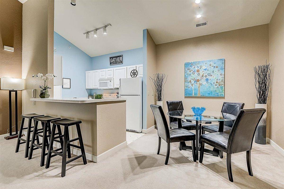Waukesha, WI 53188-2034,2718 Northview ROAD #18