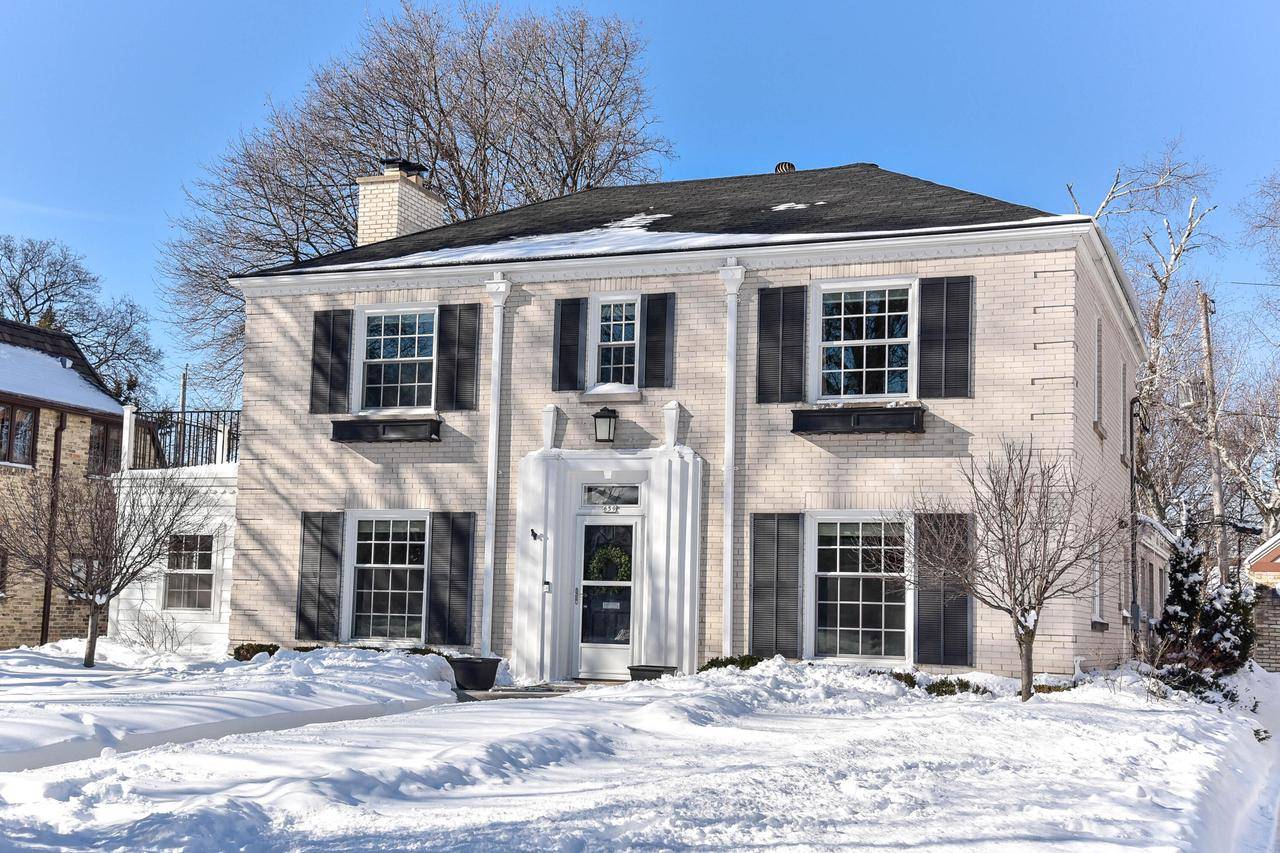 Wauwatosa, WI 53213-3511,659 N 77th St